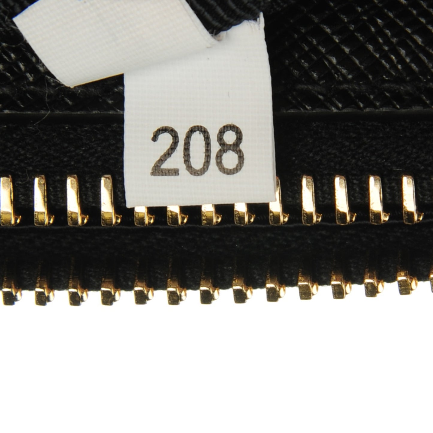 Saffiano Medium Galleria Double Zip Tote Black