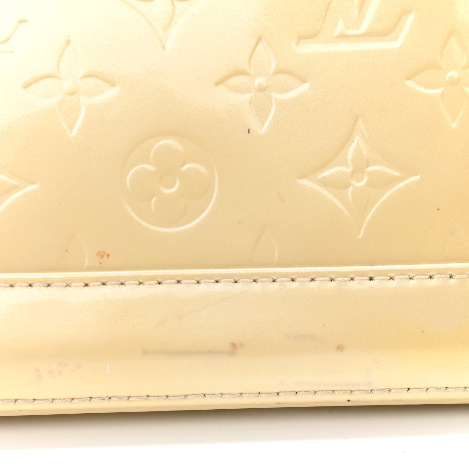 Louis Vuitton Vernis Alma PM Blanc Corail 17 of 21