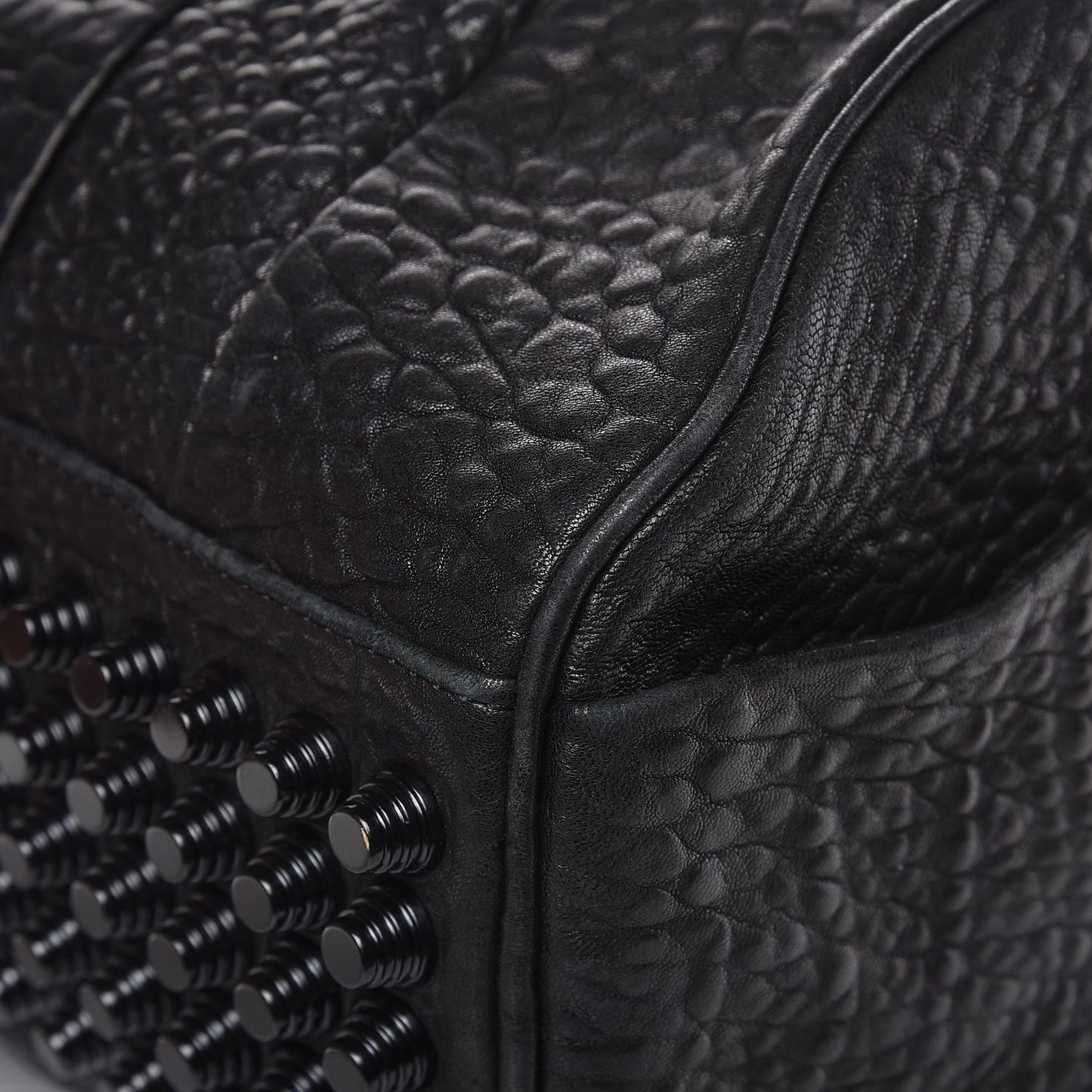 Pebbled Lambskin Rocco Black Matte Black Hardware