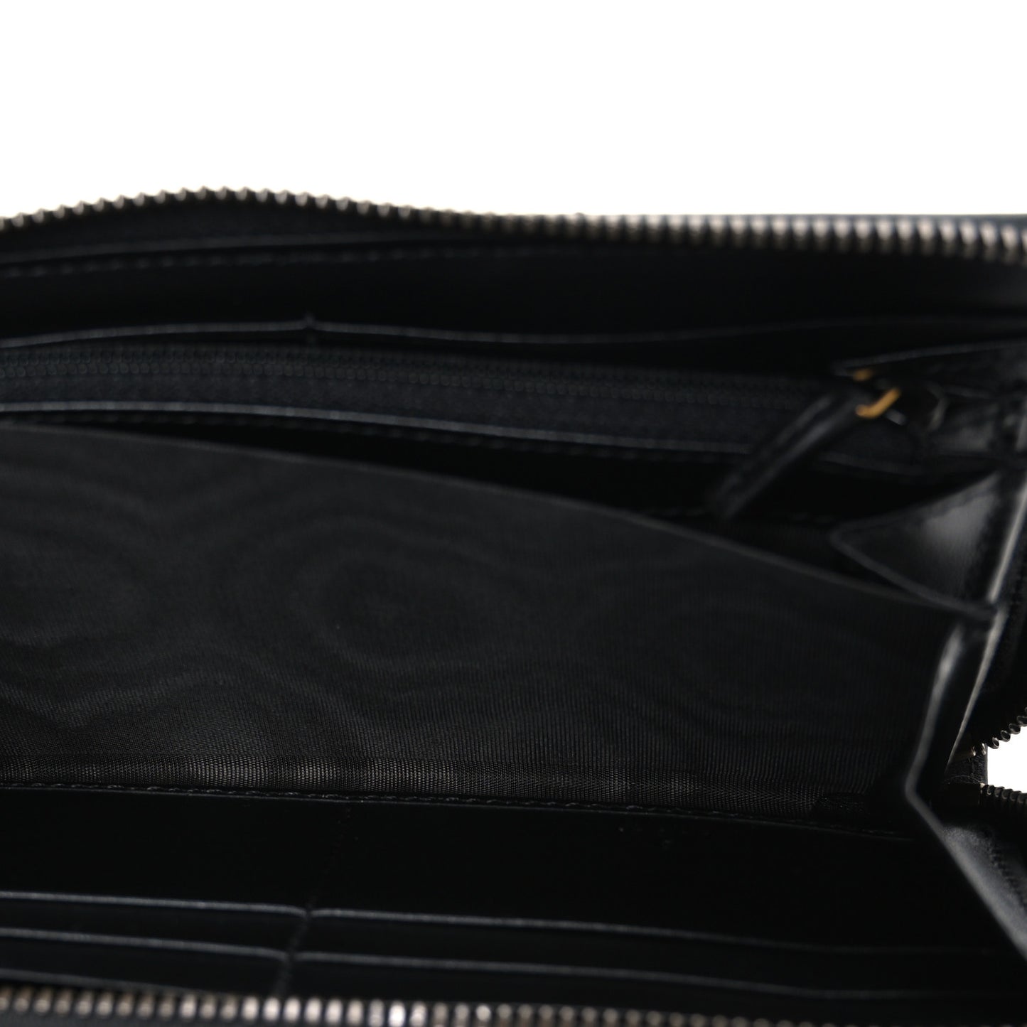 Calfskin Matelasse GG Marmont Zip Around Wallet Black Black