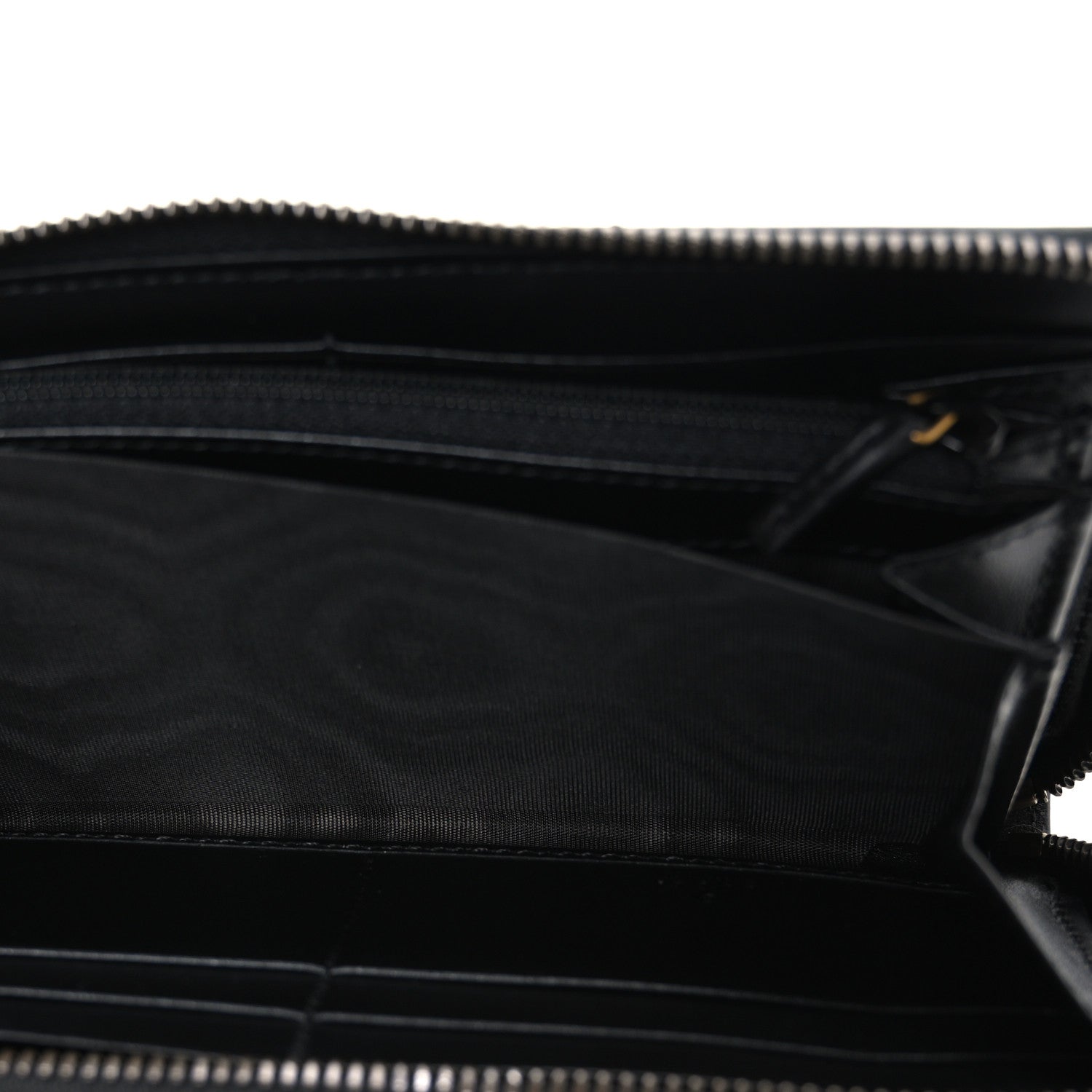 Gucci Calfskin Matelasse GG Marmont Zip Around Wallet Black Black 5 of 8