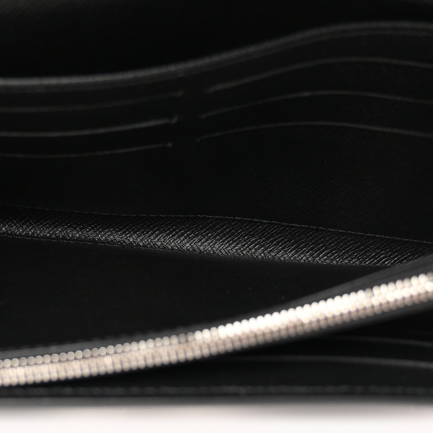Epi Twist Wallet Black