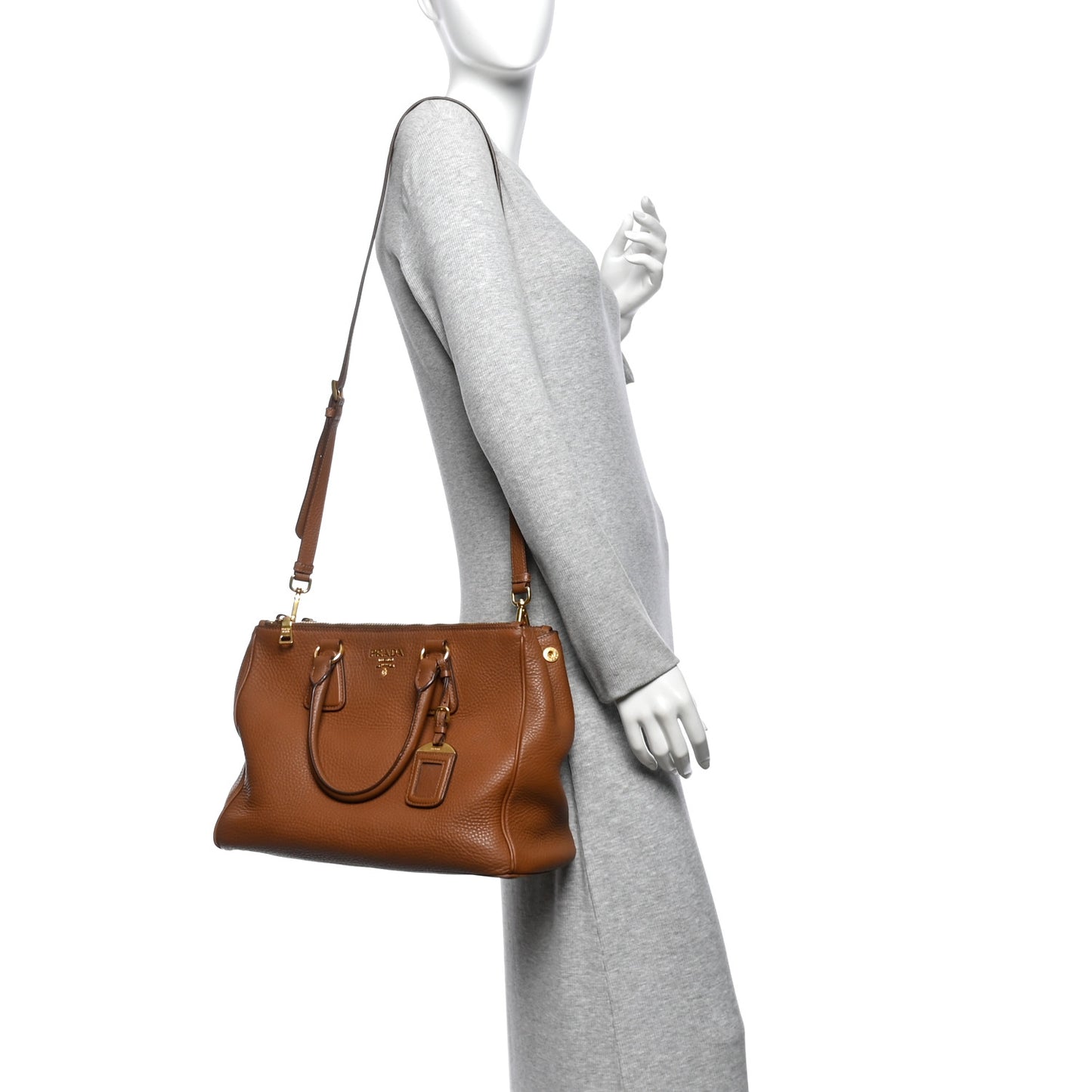Vitello Daino Large Double Zip Tote Brandy