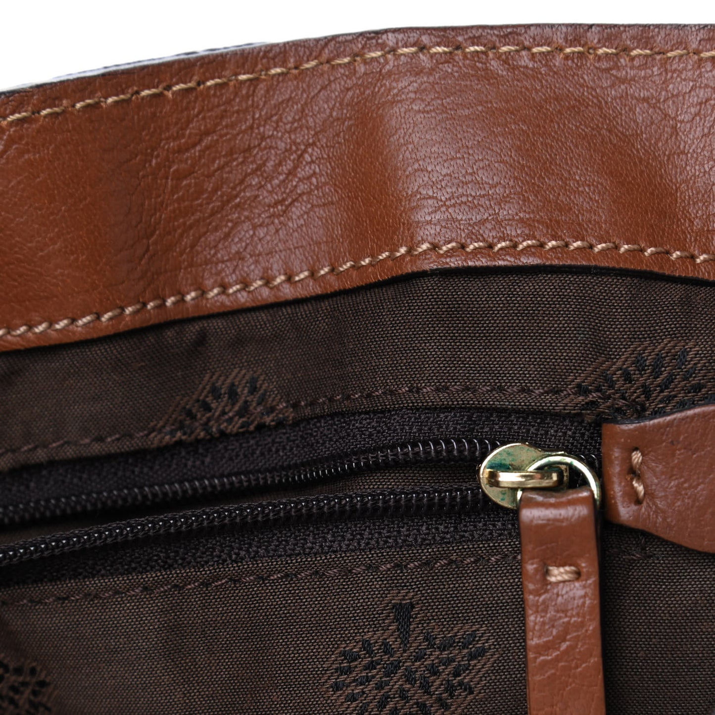 Soft Buffalo Oversized Alexa Oak