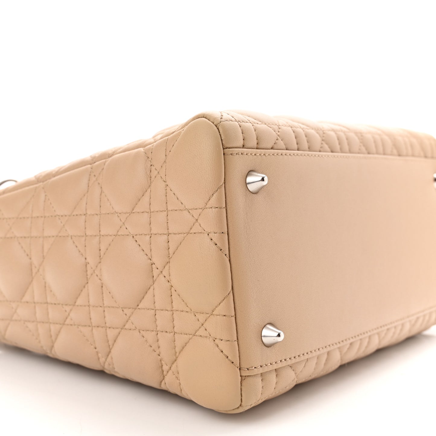 Lambskin Cannage Medium Lady Dior Beige