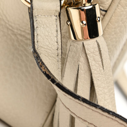 Gucci Pebbled Calfskin Small Soho Disco Bag Off White 16 of 20