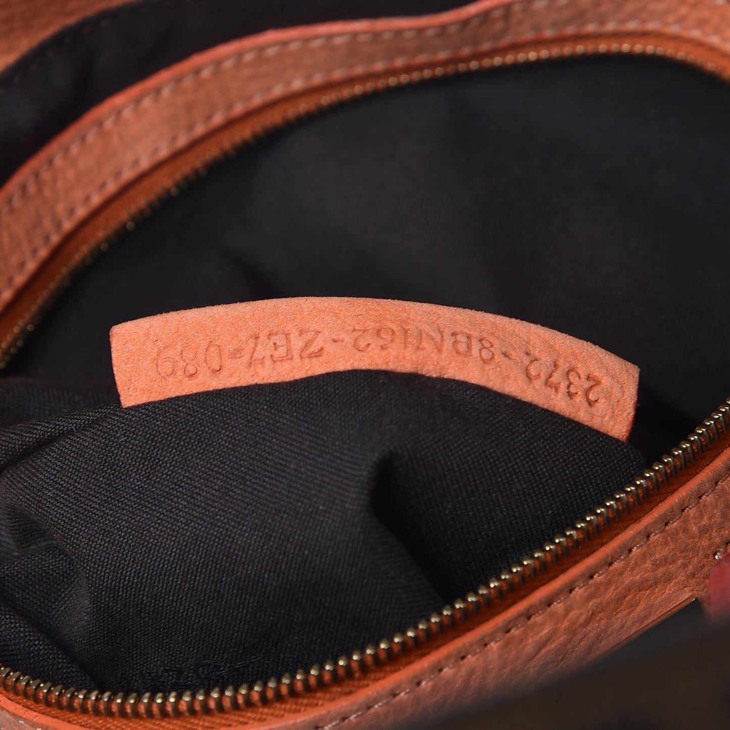 Zucca Grommet Bag De Jour Tobacco Red