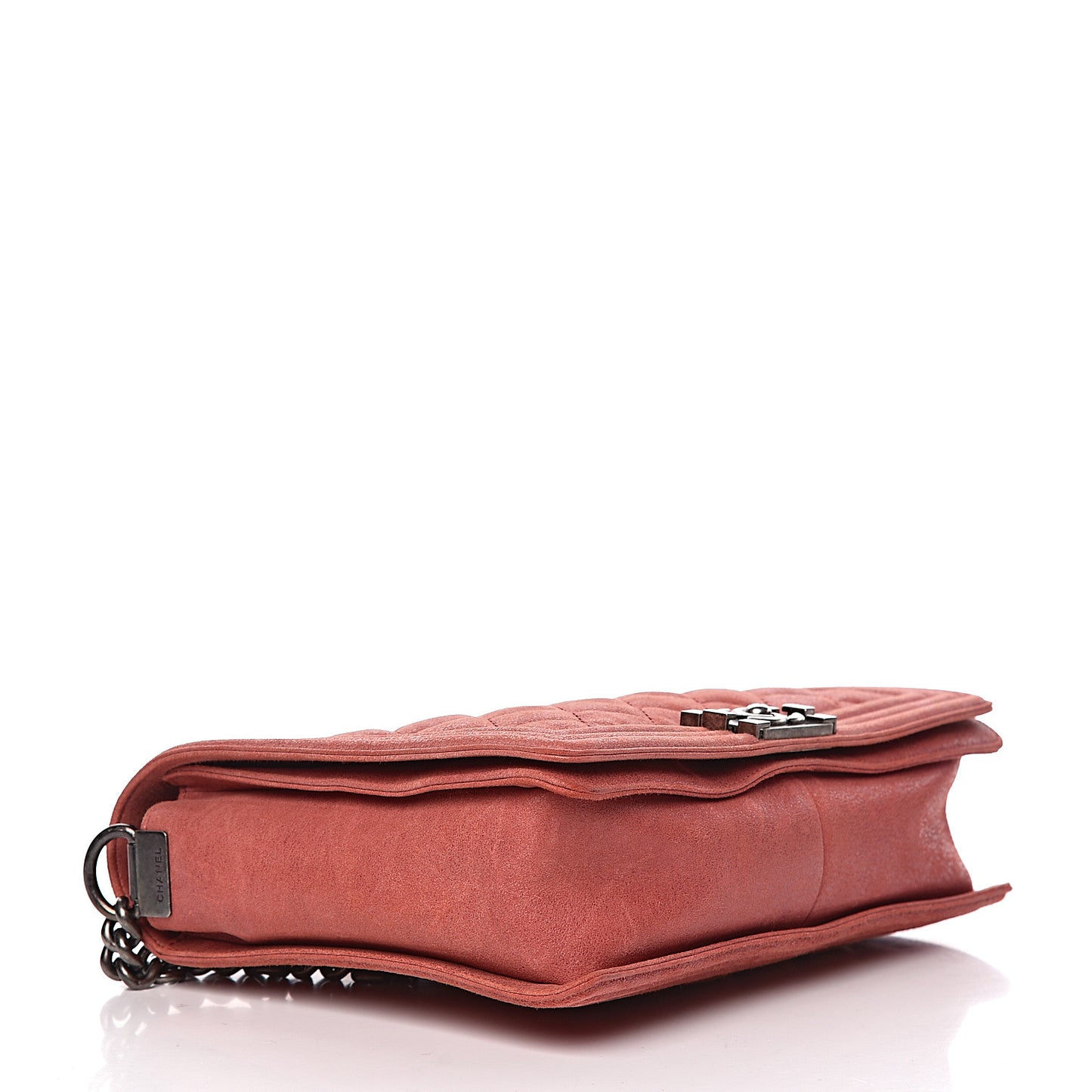Iridescent Calfskin Quilted New Medium Gentle Boy Flap Red