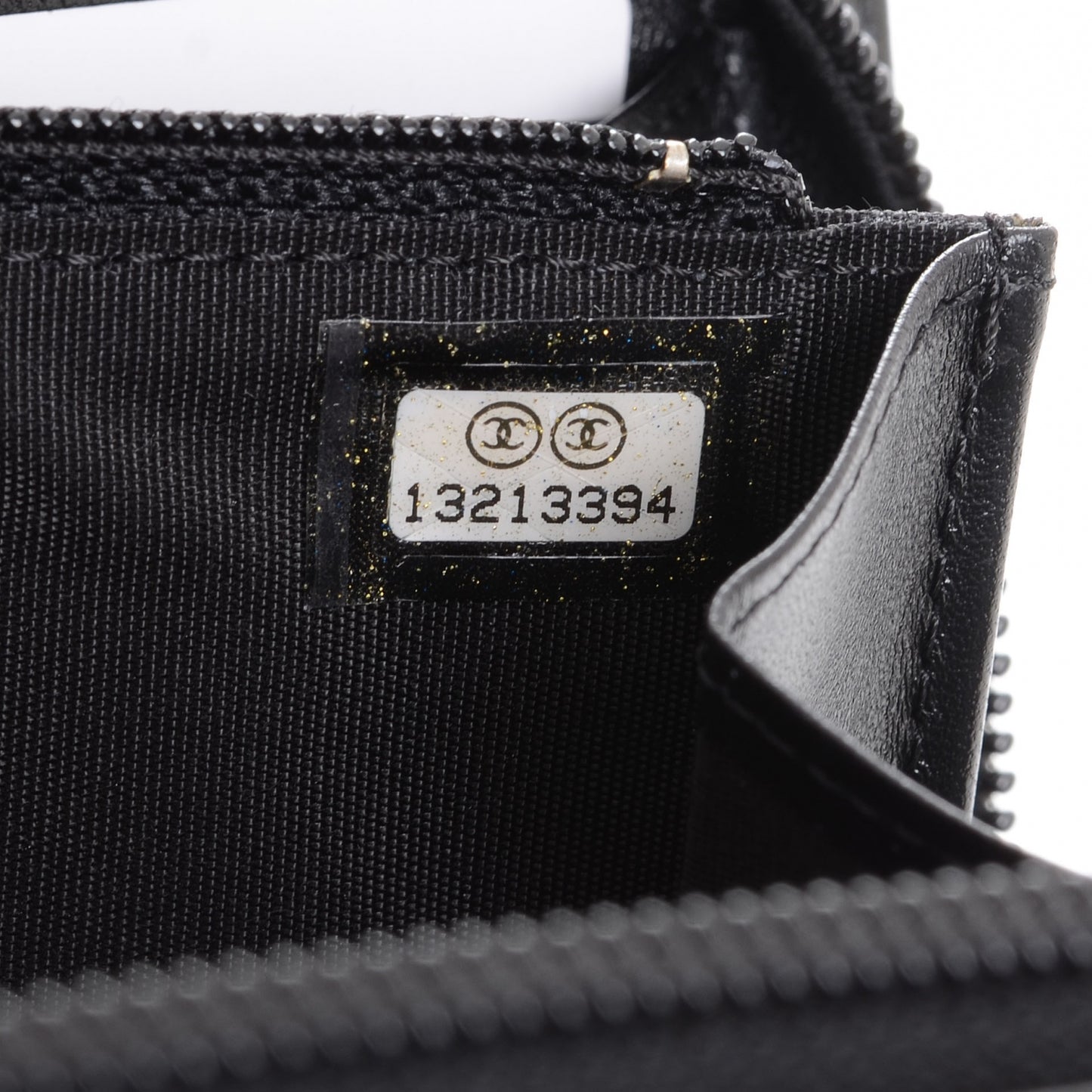 Patent CC Trousse Maquil Wallet Black