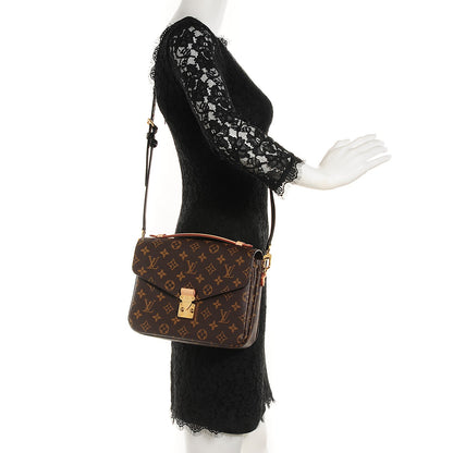 Louis Vuitton Monogram Pochette Metis 2 of 7