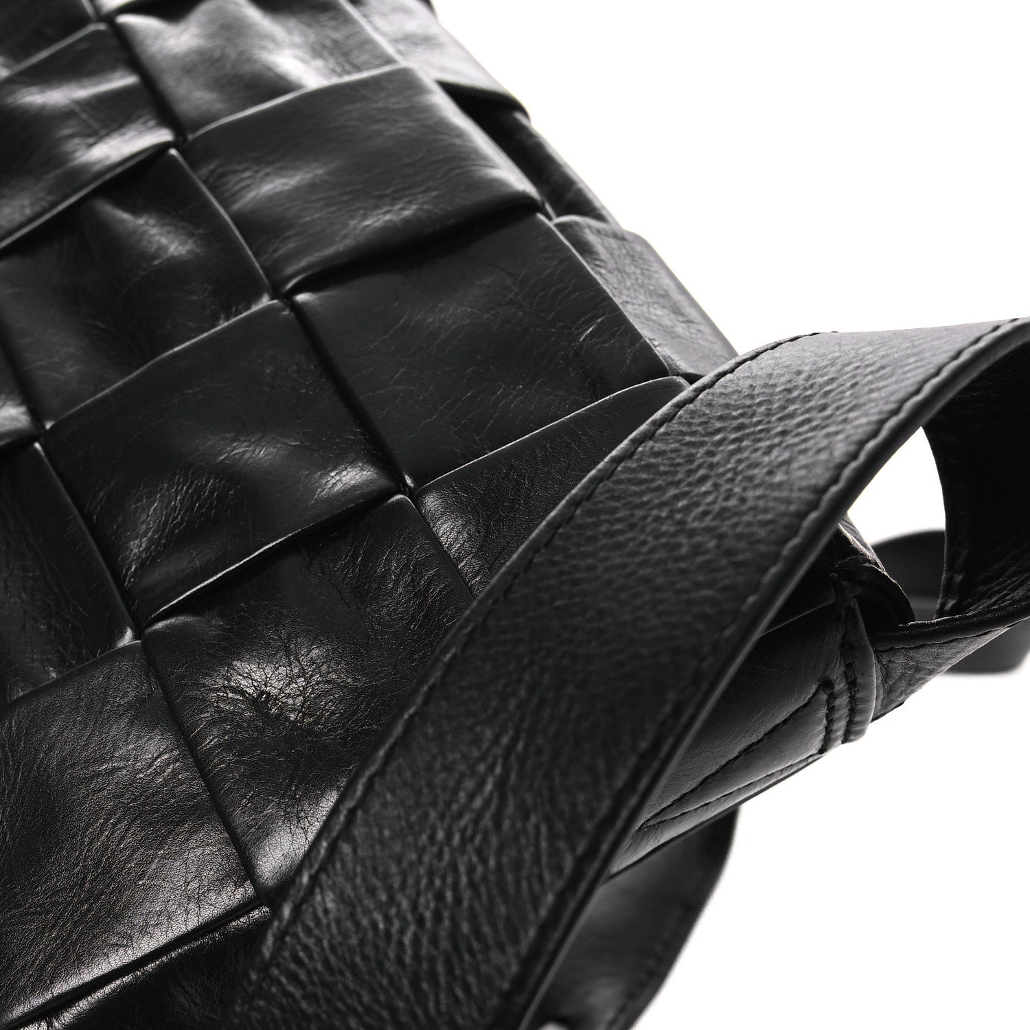 Bottega Veneta Paper Calfskin Maxi Intrecciato Small Cassette Crossbody Bag Black 10 of 13