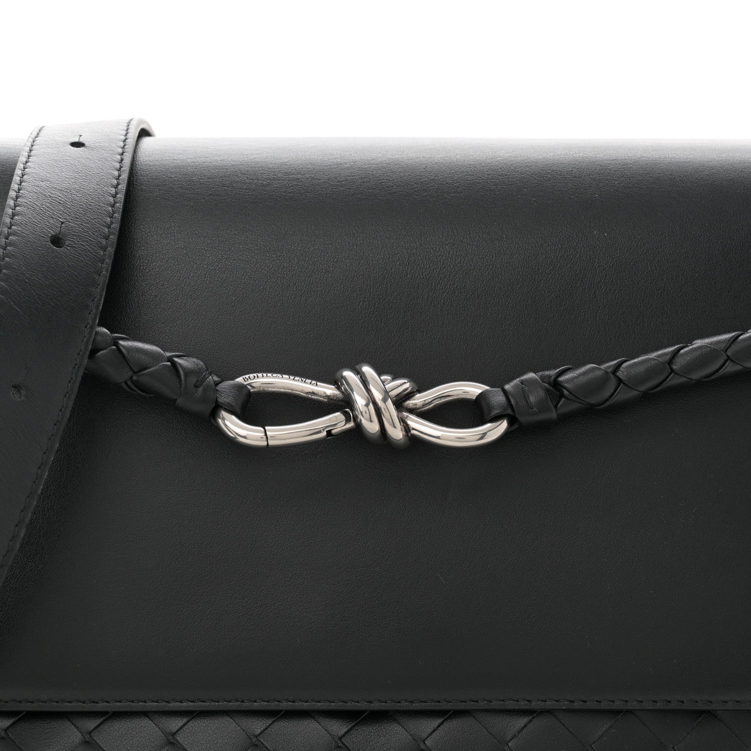 Bottega Veneta Calfskin Intrecciato Medium Andiamo Messenger Bag Black 8 of 11