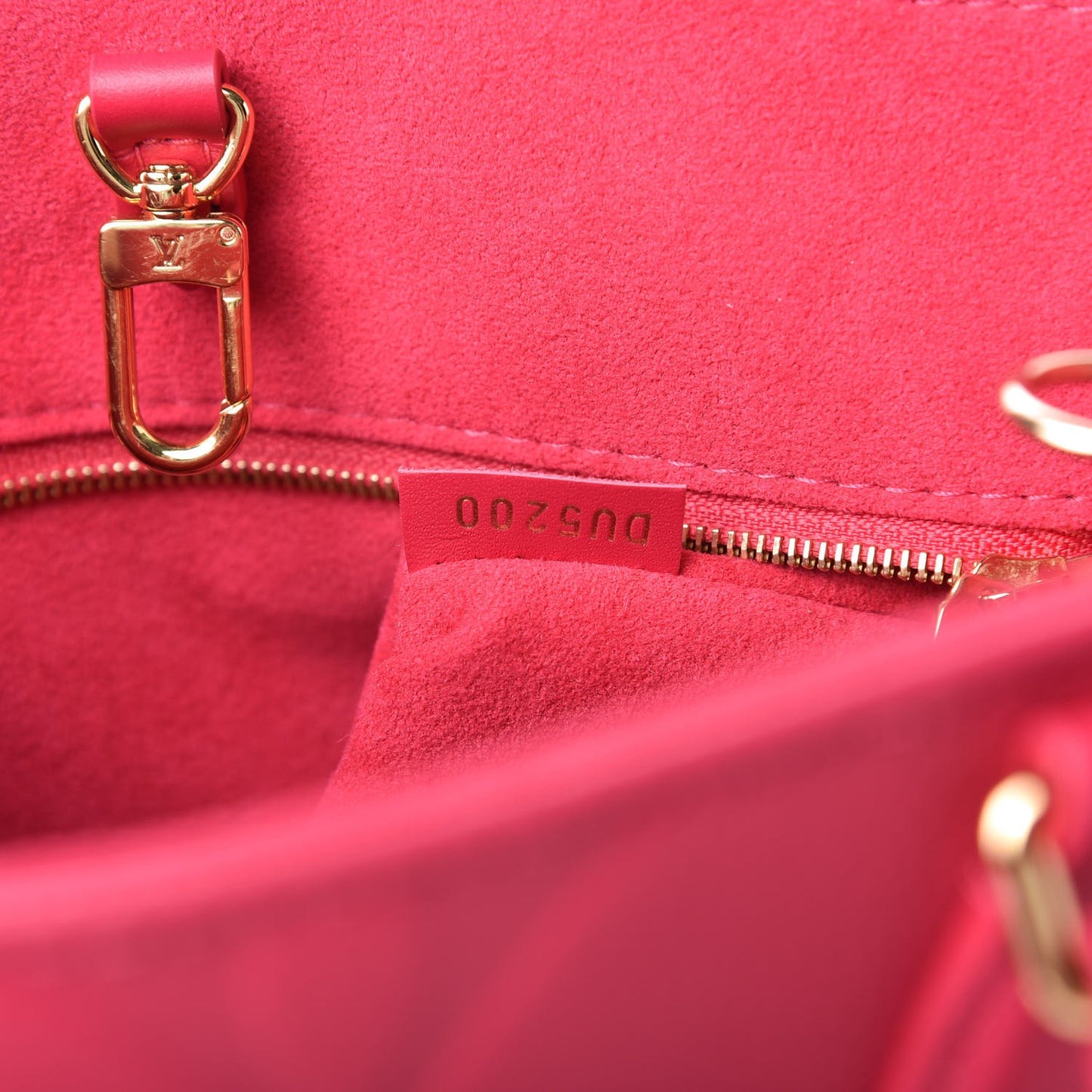 Empreinte Monogram Giant Onthego PM Freesia