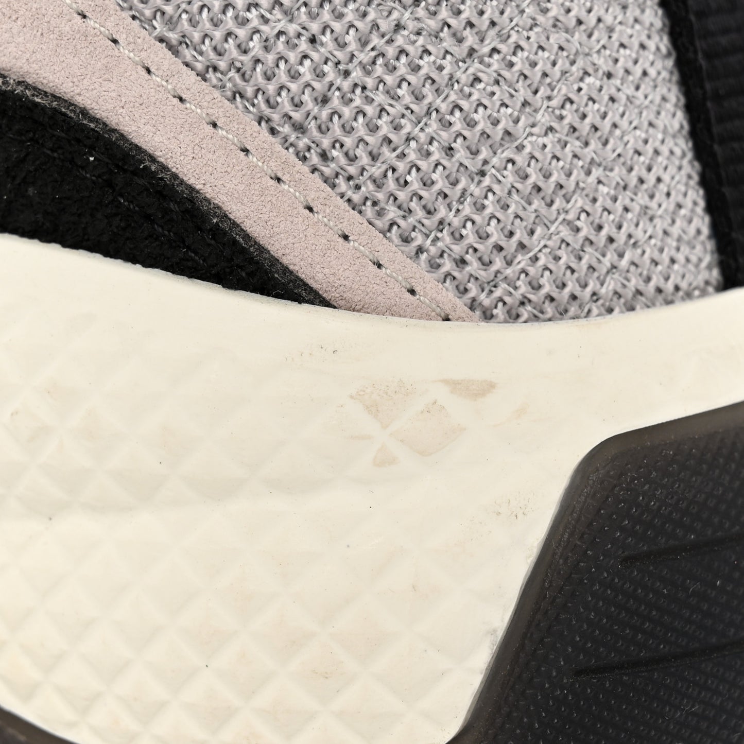 Mesh Suede Calfskin Quilted Sneakers 37.5 Light Pink Beige
