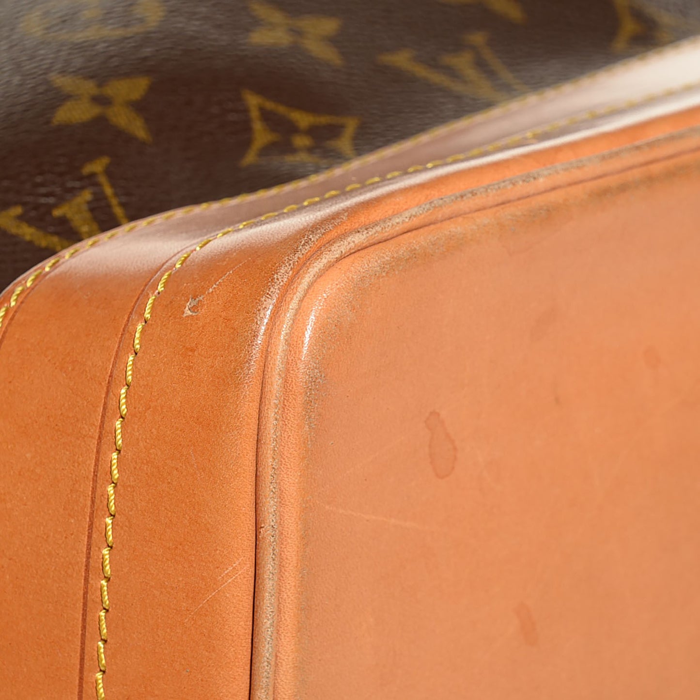 Monogram Noe