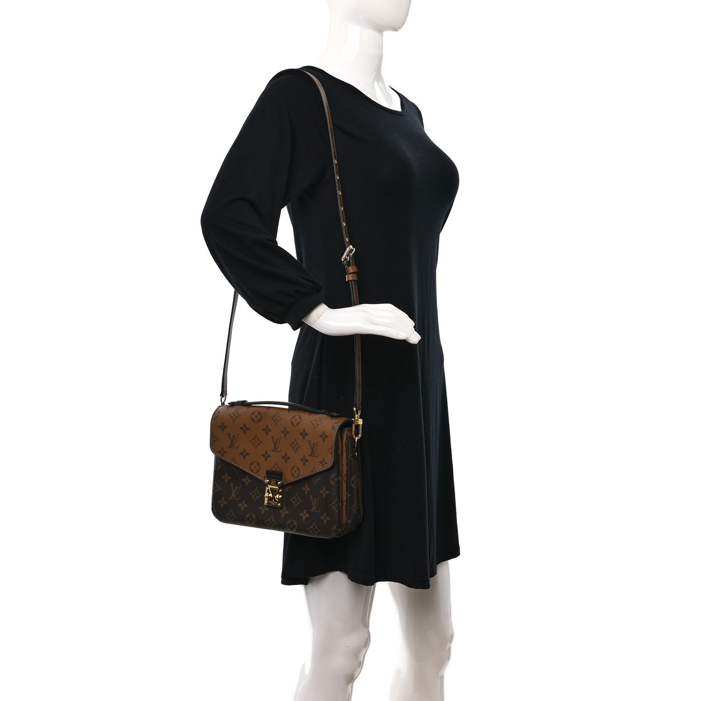 Reverse Monogram Pochette Metis