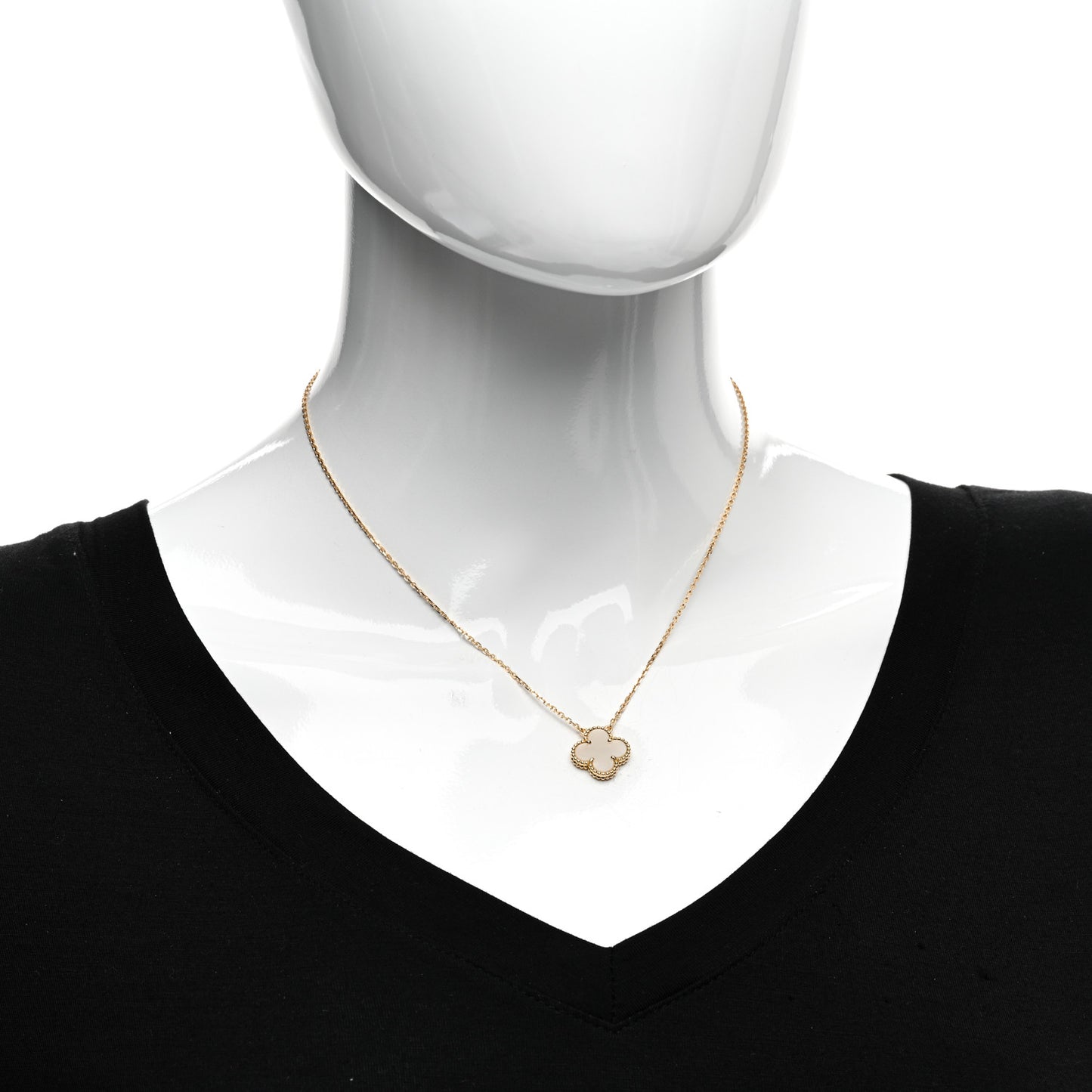 18K Yellow Gold Mother of Pearl Vintage Alhambra Pendant Necklace