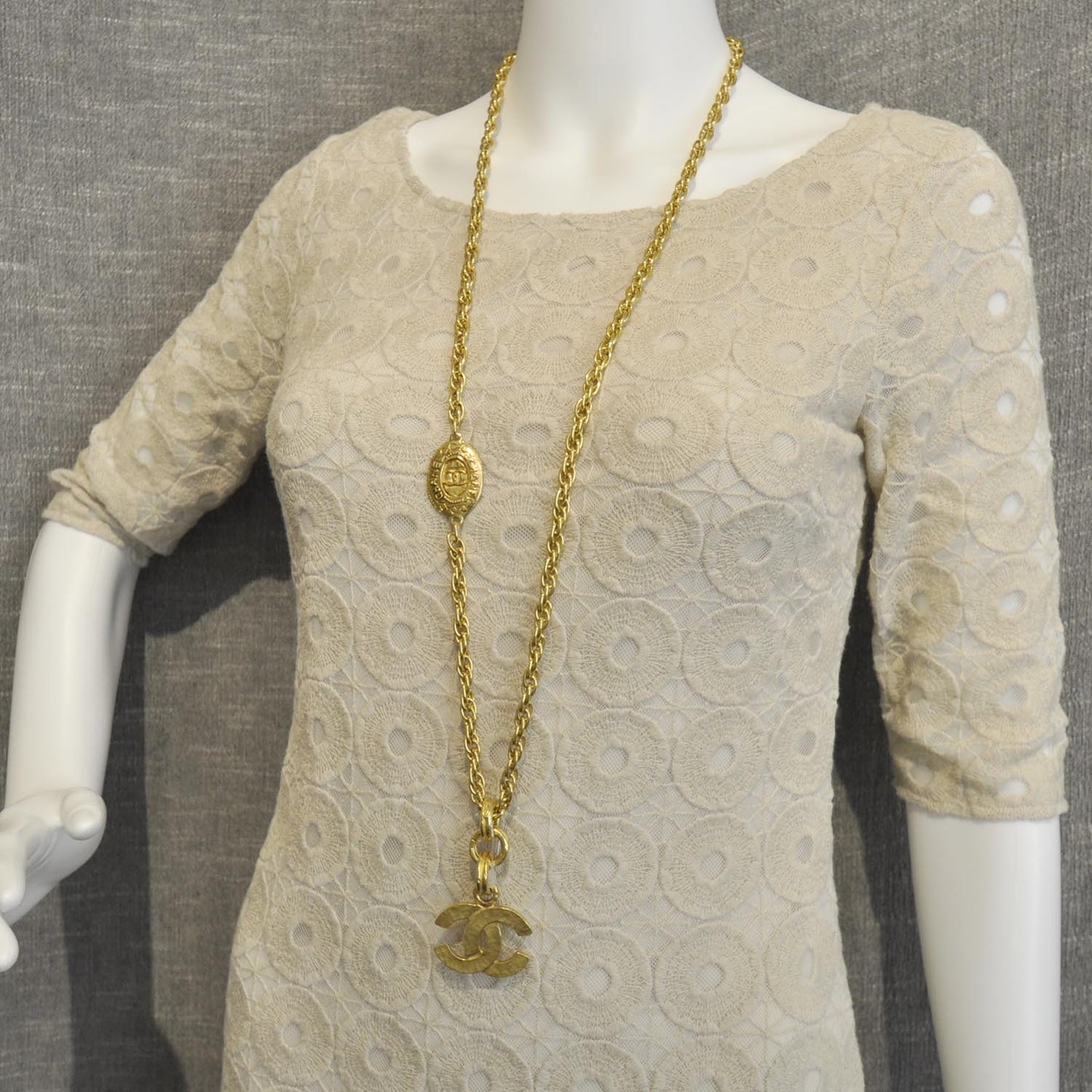 CC Long Necklace Gold