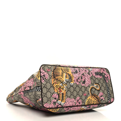 Gucci Soft GG Supreme Monogram Bengal Medium Crossbody Tote Beige Pink 4 of 11