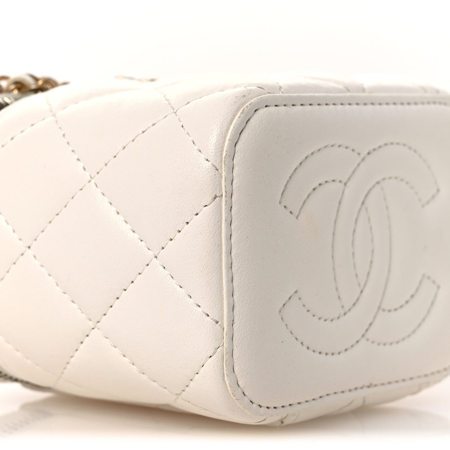 Lambskin Quilted Mini Vanity Case With Chain White