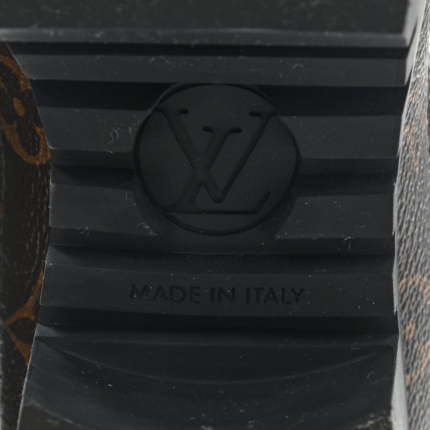 Suede Calfskin Monogram Laureate Platform Desert Boots 39 Black