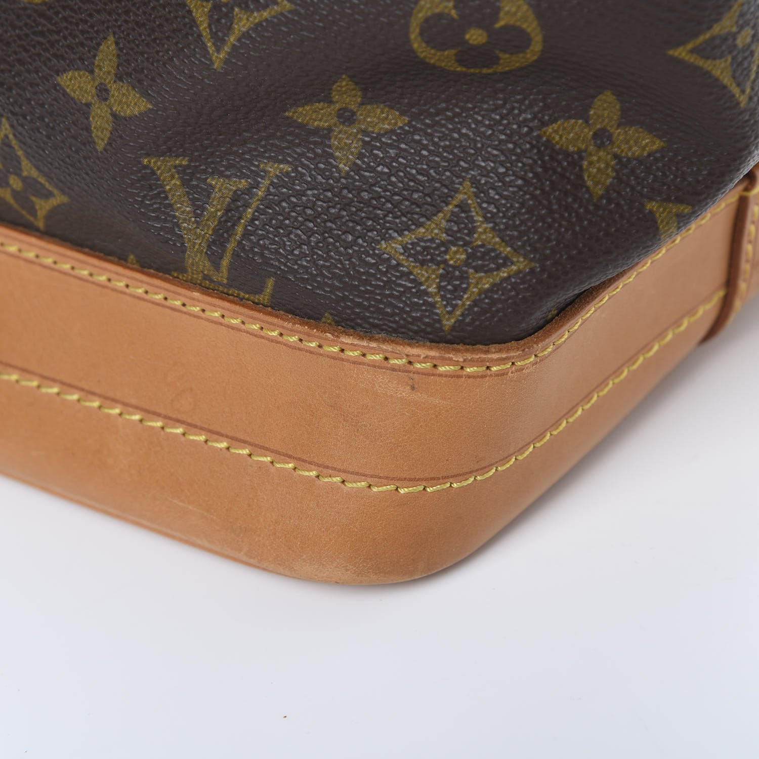 Louis Vuitton Monogram Noe 21 of 24