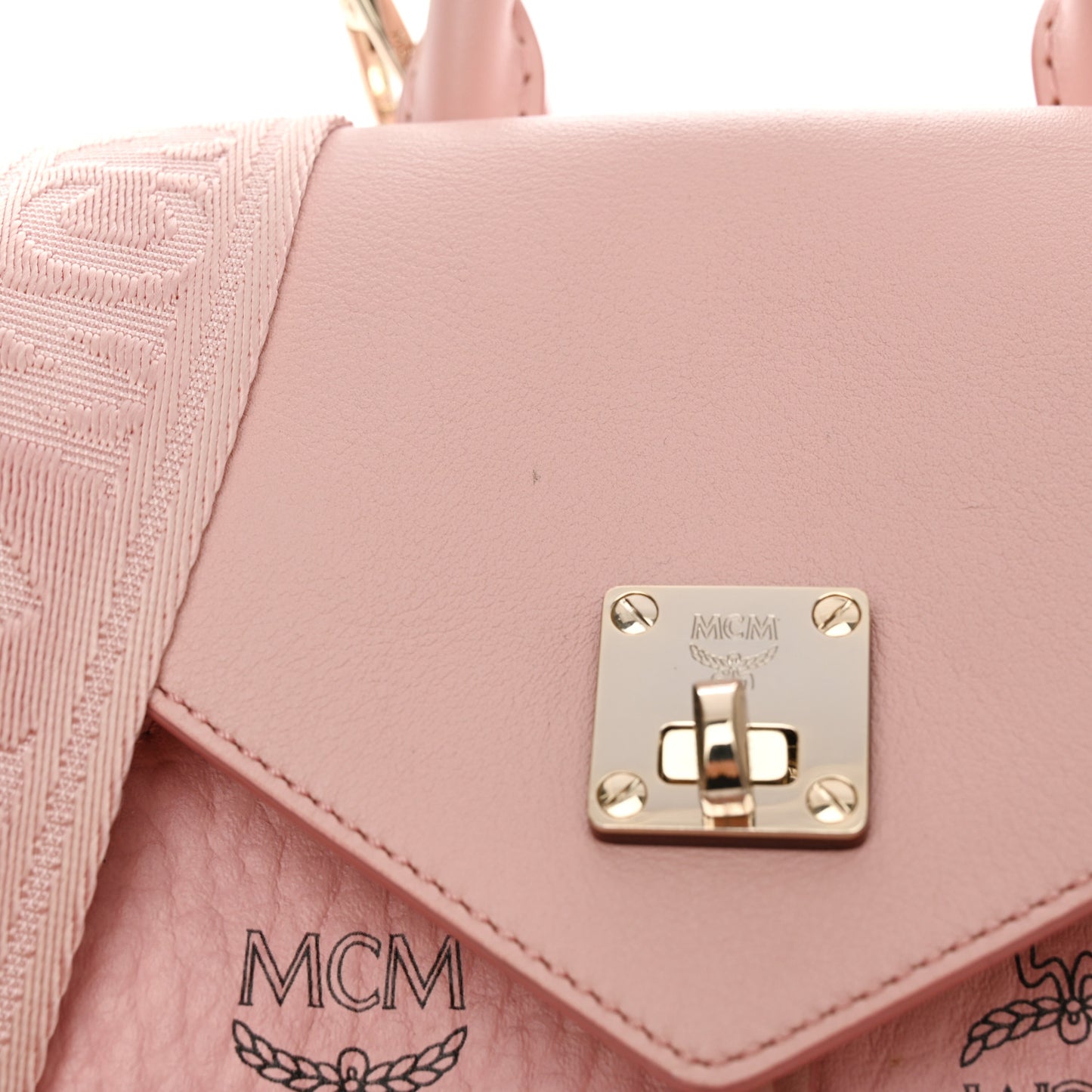 Visetos Small Essential Backpack Pink