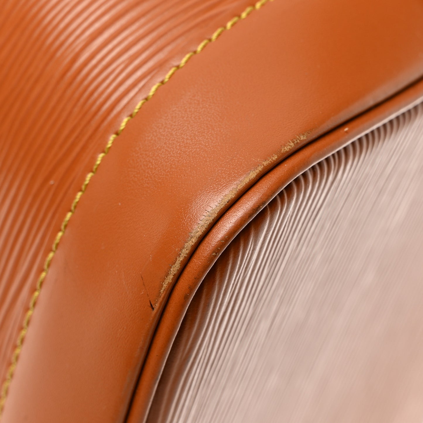 LOUIS VUITTON Epi Alma PM Cipango