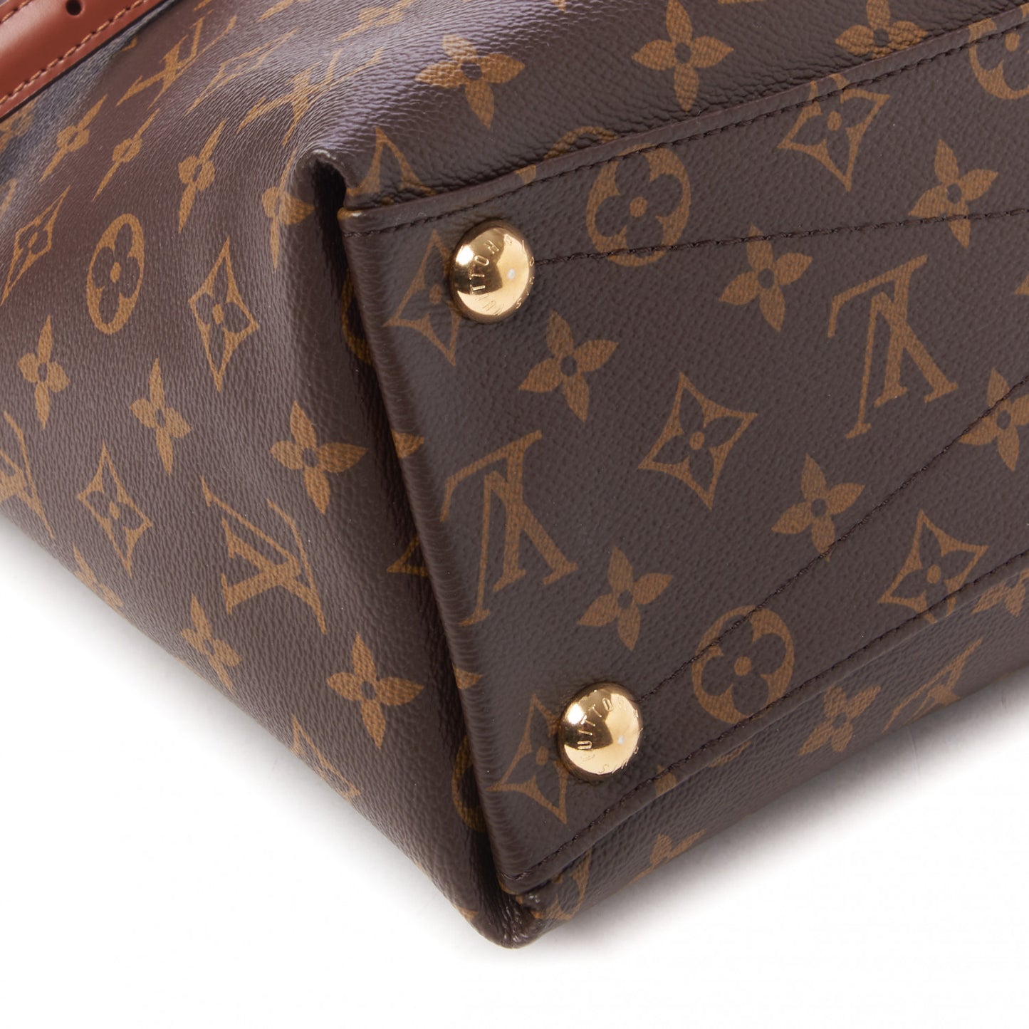 Monogram V Tote MM Safran