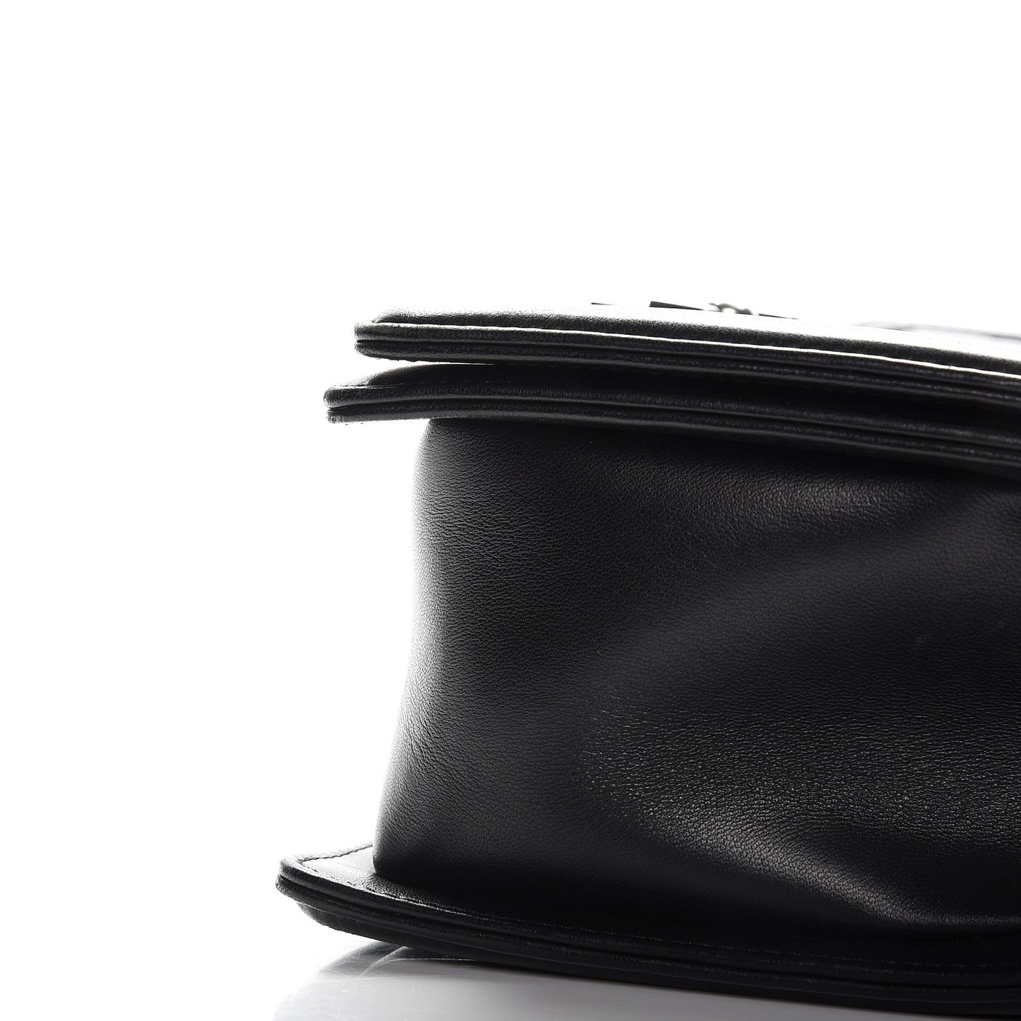 Lambskin Quilted Medium Boy Flap Black