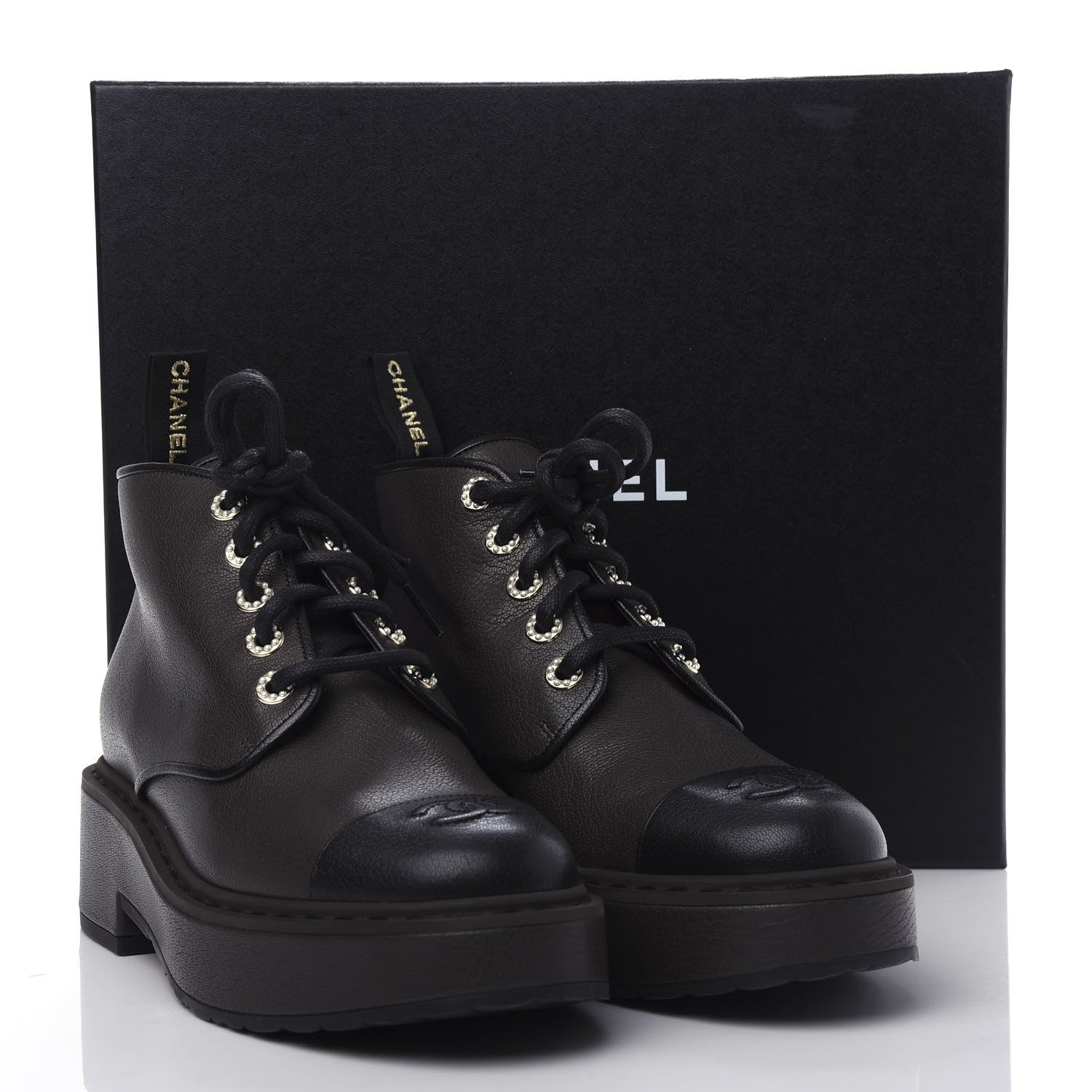 Chanel Goatskin Pearl Lace Up CC Short Boots 40 Brown Black 11 of 11