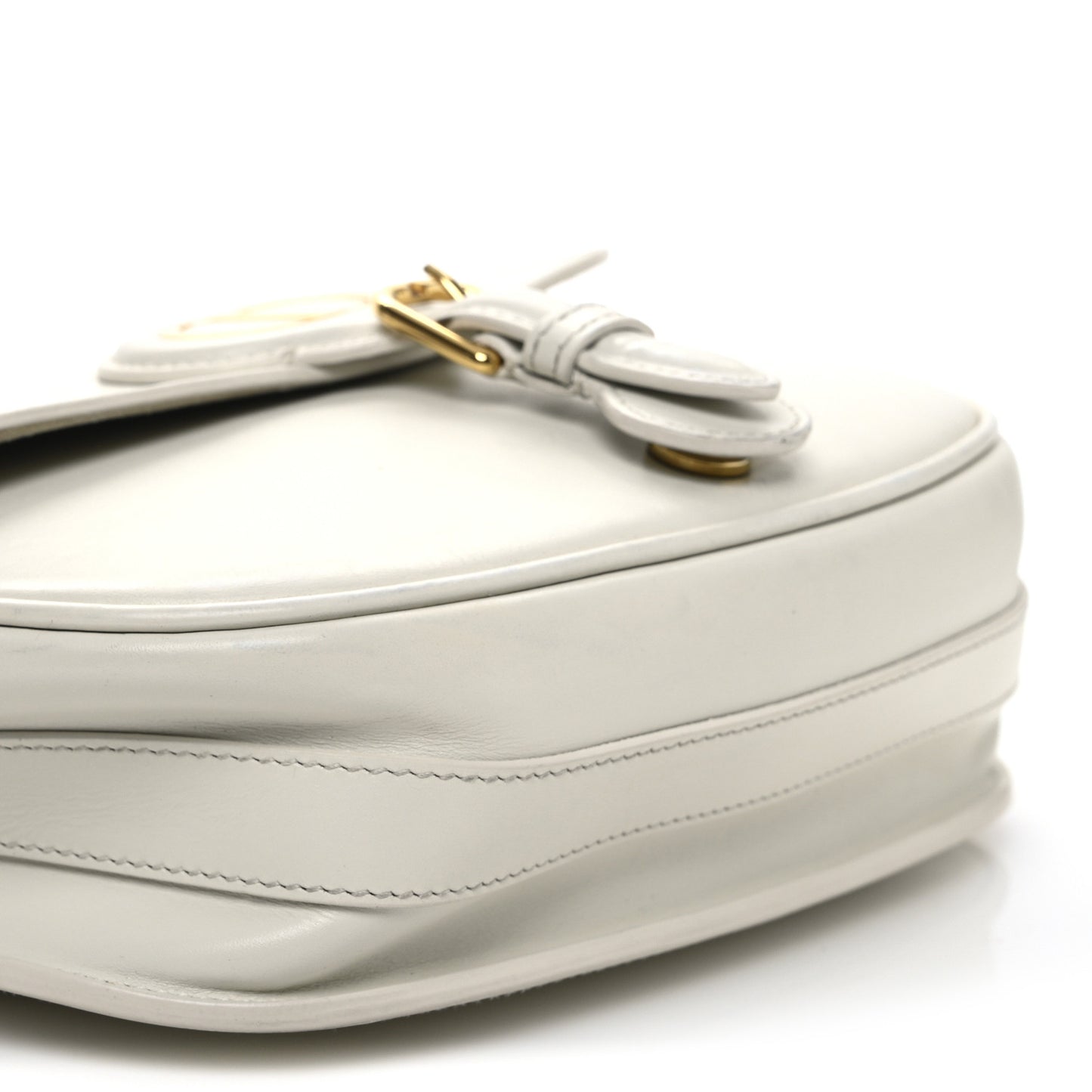 Box Calfskin Medium Bobby Flap Latte