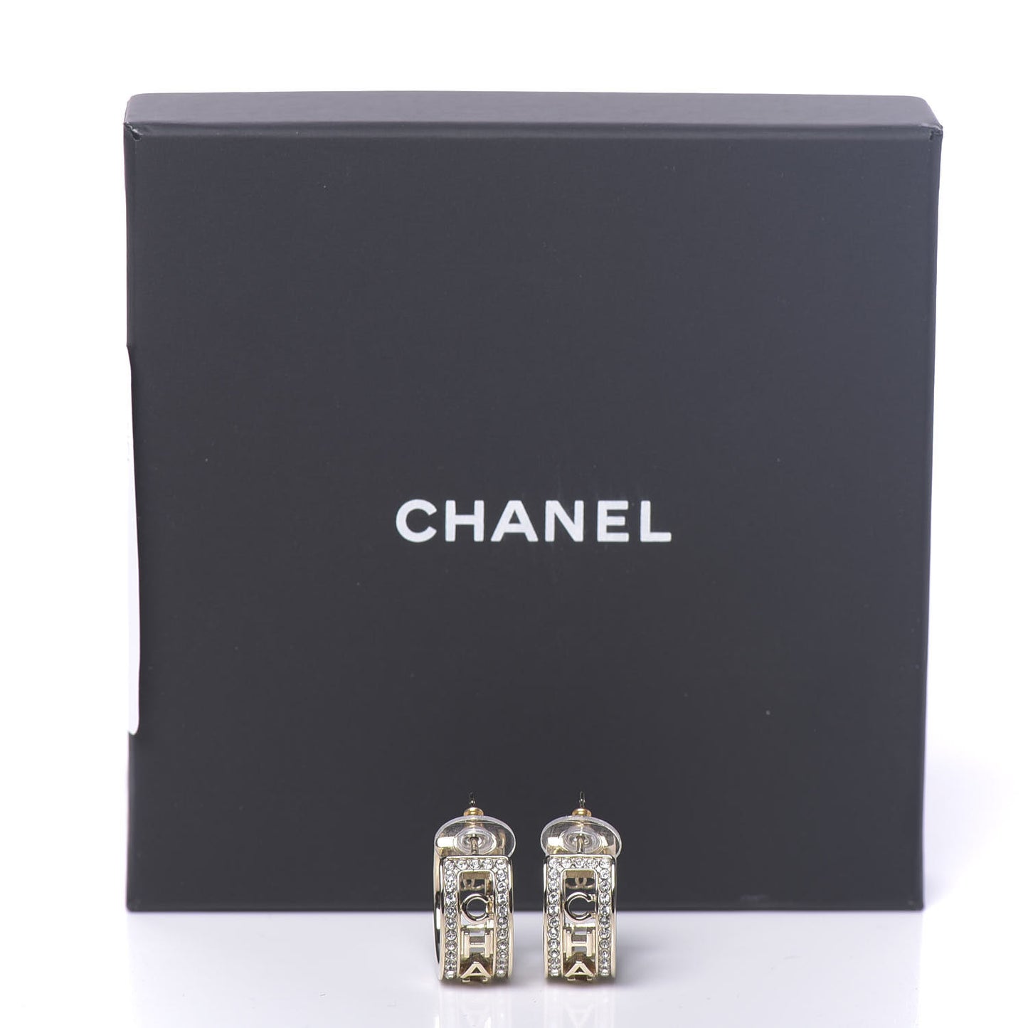 Metal Crystal Bow-tiful CC Hoop Earrings Gold