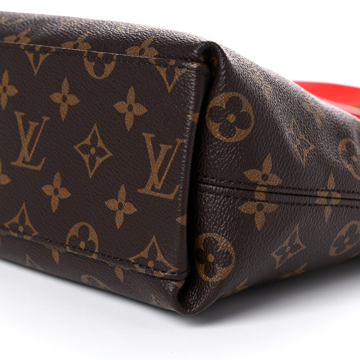 Monogram Tuileries Besace Caramel Rouge