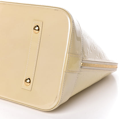 Louis Vuitton Vernis Alma MM Blanc Corail 11 of 13