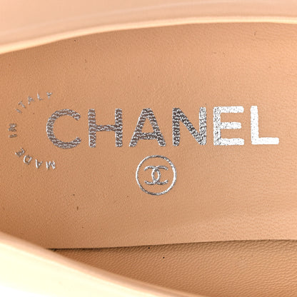 Chanel Lambskin Pearl Quilted Cap Toe Pumps 40 Beige Black 8 of 9