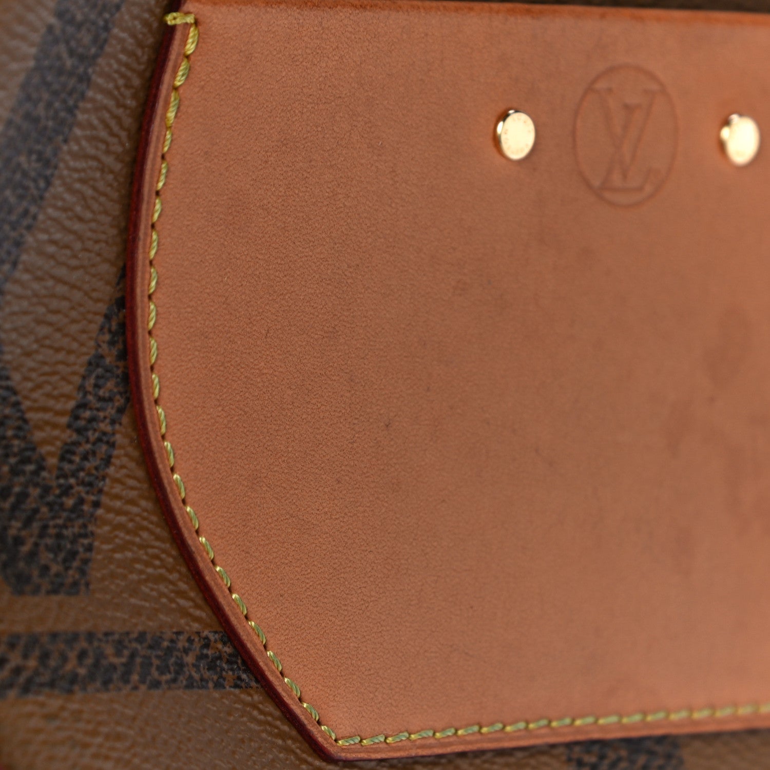 Louis Vuitton Reverse Monogram Giant Boite Chapeau Souple 12 of 22