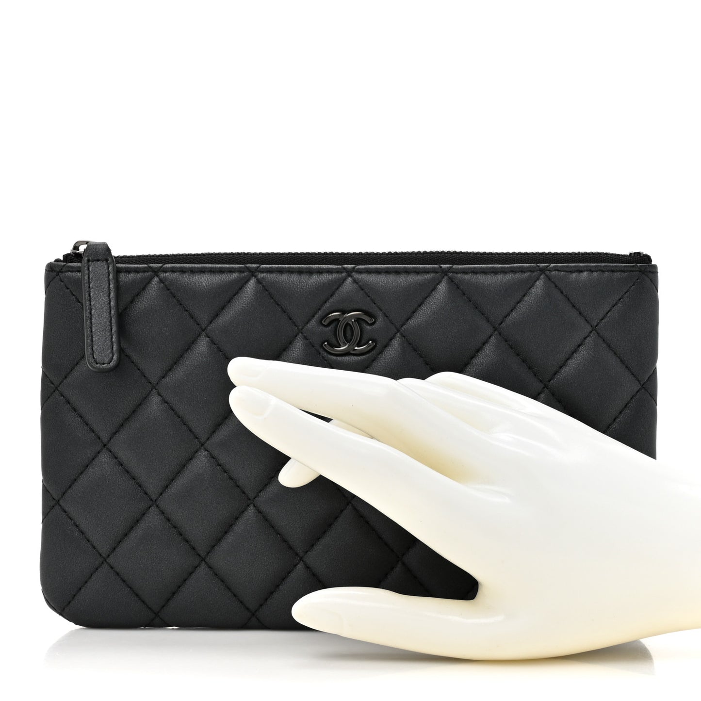 Pearly Lambskin Quilted Cosmetic Case So Black