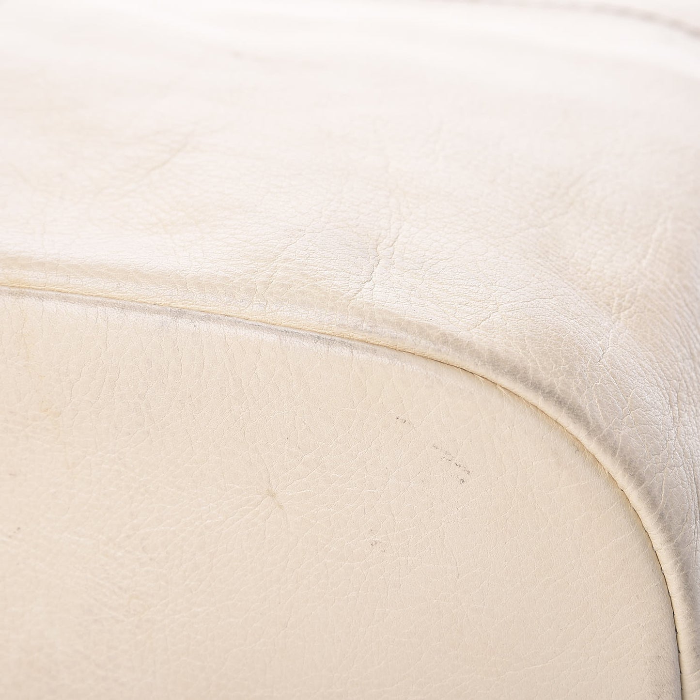Sugar Goatskin Small Nightingale White