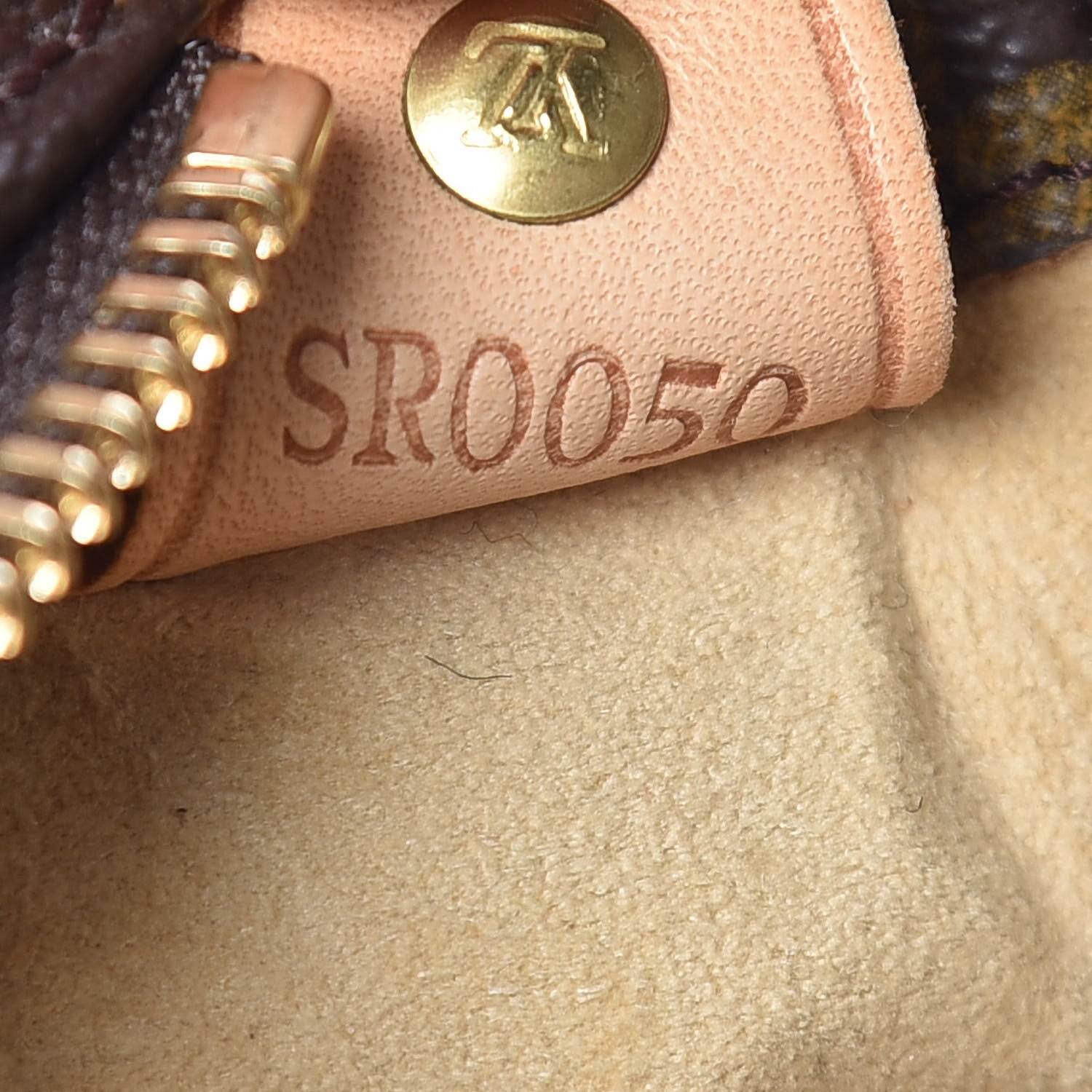 Louis Vuitton Monogram Luco 7 of 16