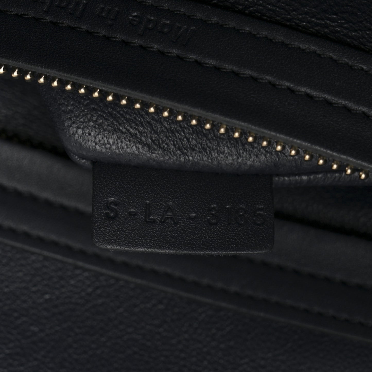 Crocodile Embossed Nubuck Medium Phantom Luggage Navy Blue