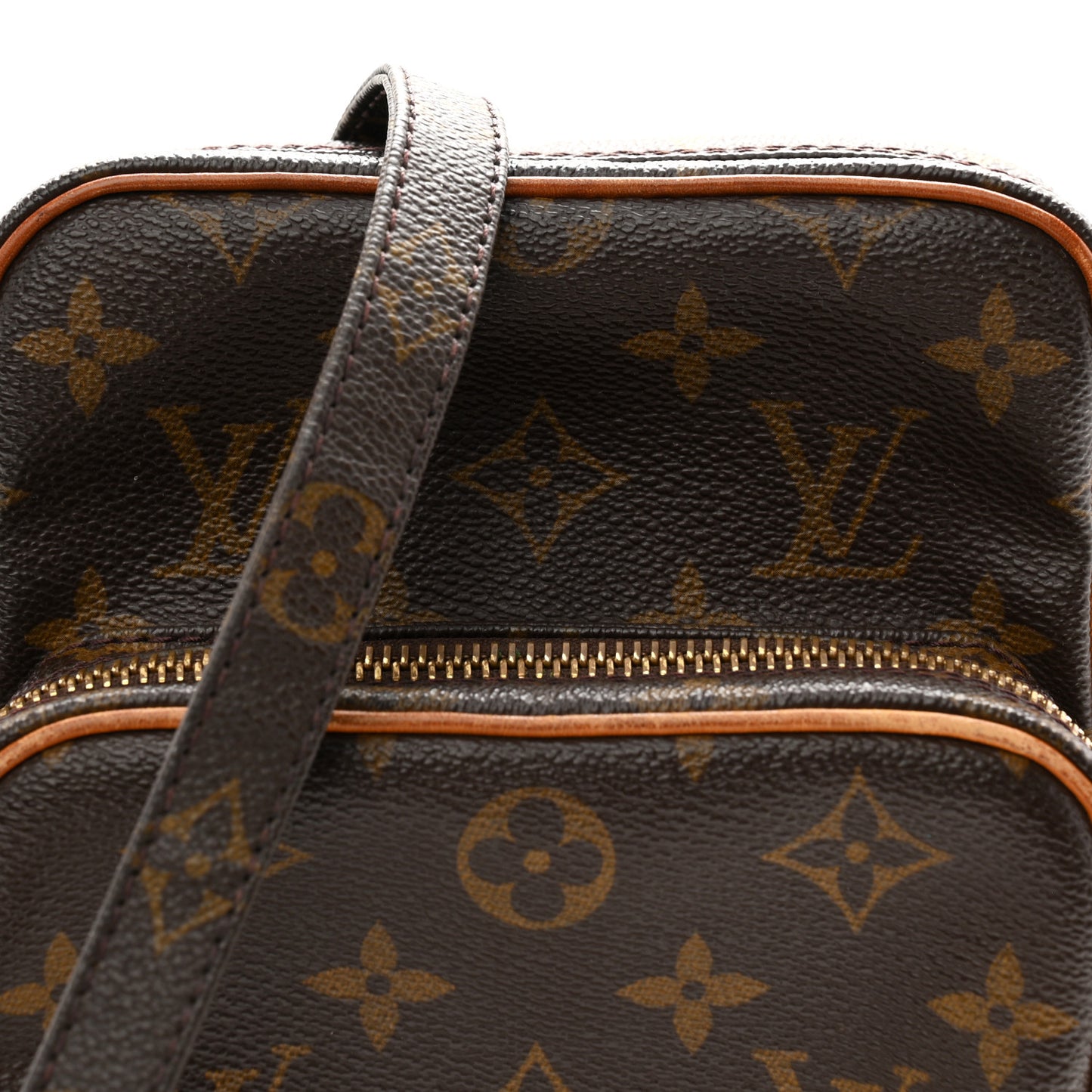 Monogram Amazone