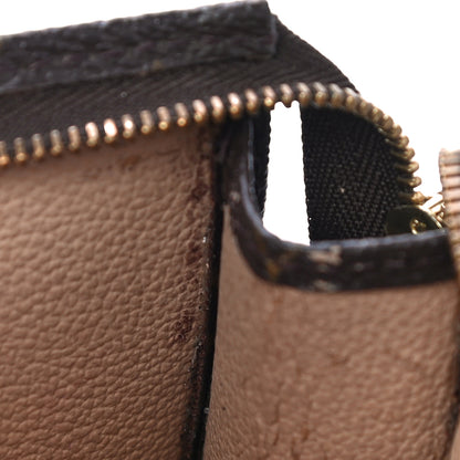 Louis Vuitton Monogram Toiletry Pouch 15 16 of 19