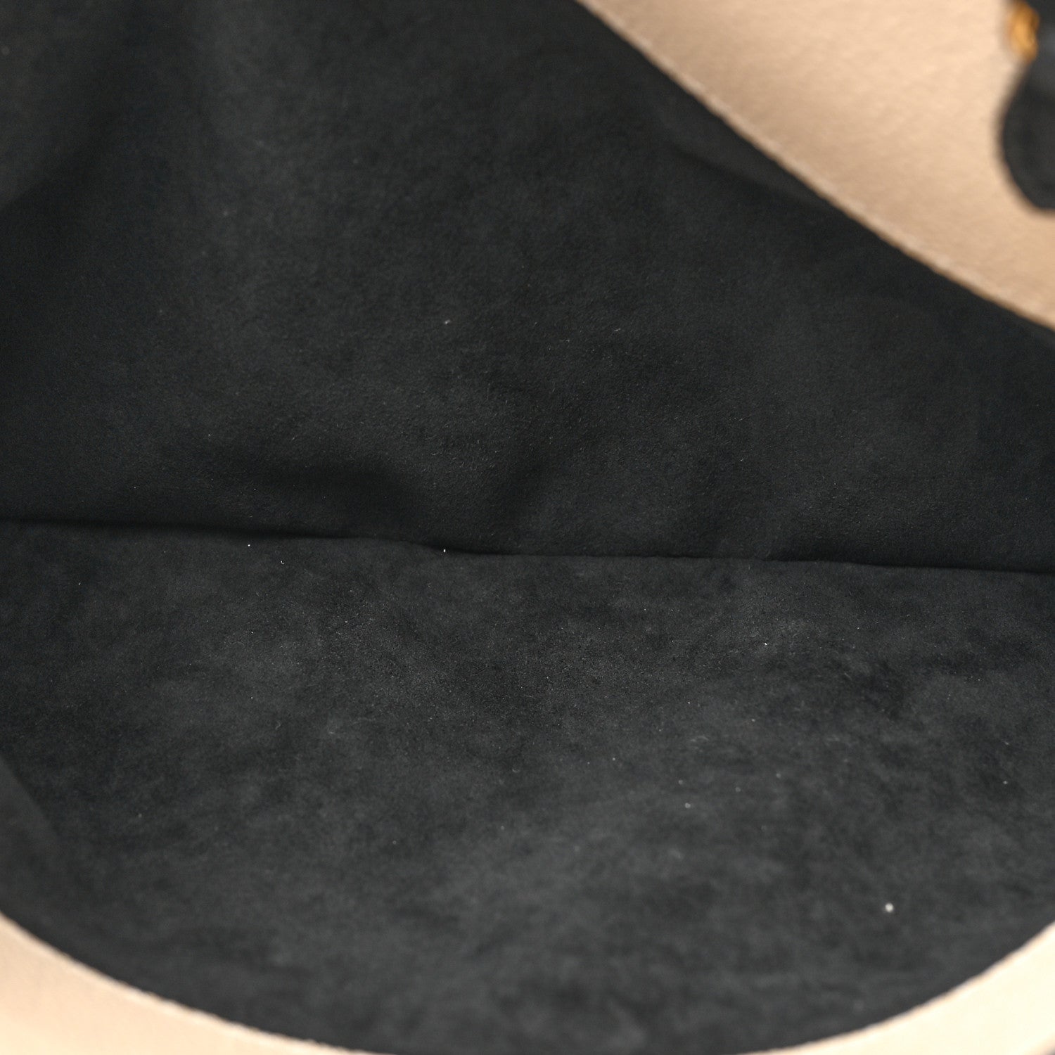 Louis Vuitton Empreinte Monogram Giant Grand Palais Black Beige 5 of 10