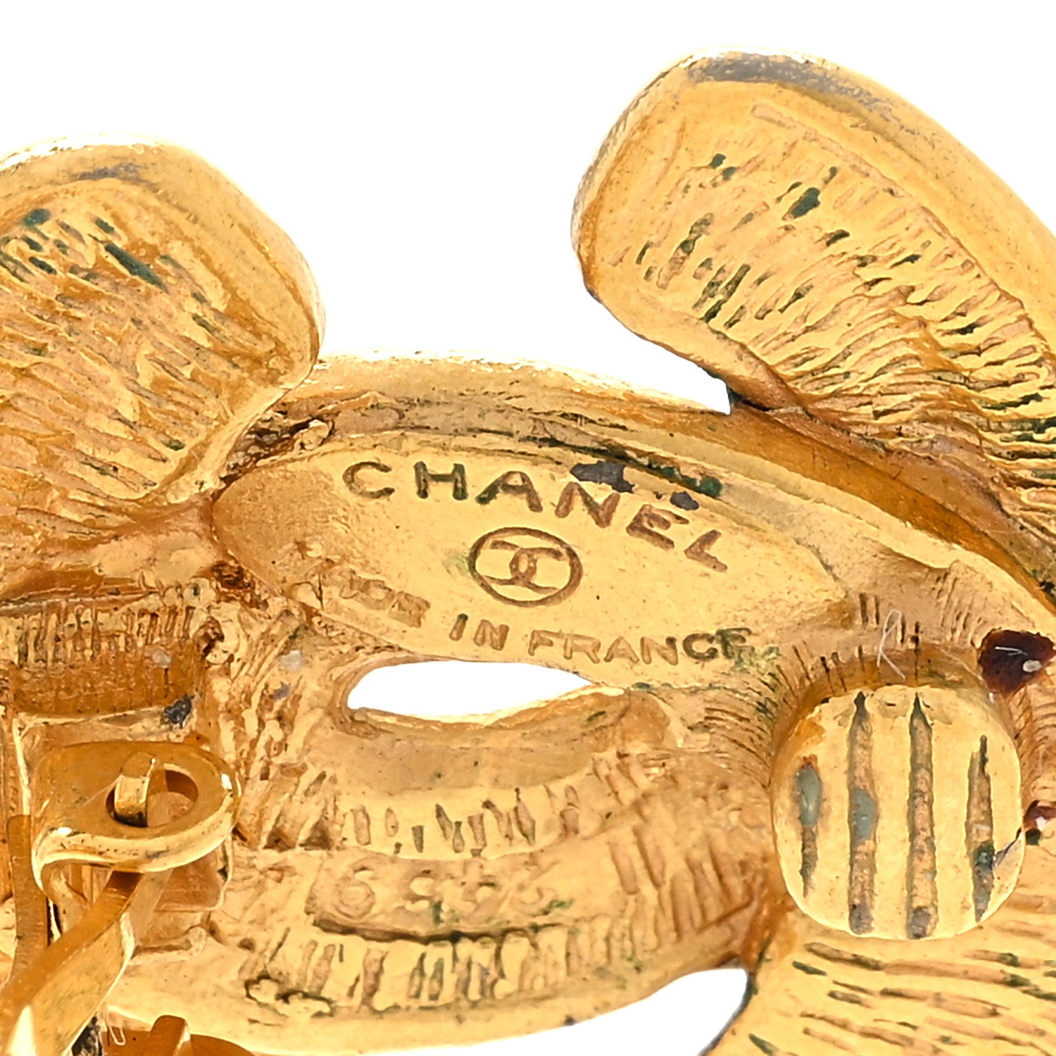 Chanel Quilted CC Clip On Earrings Gold 3 of 4