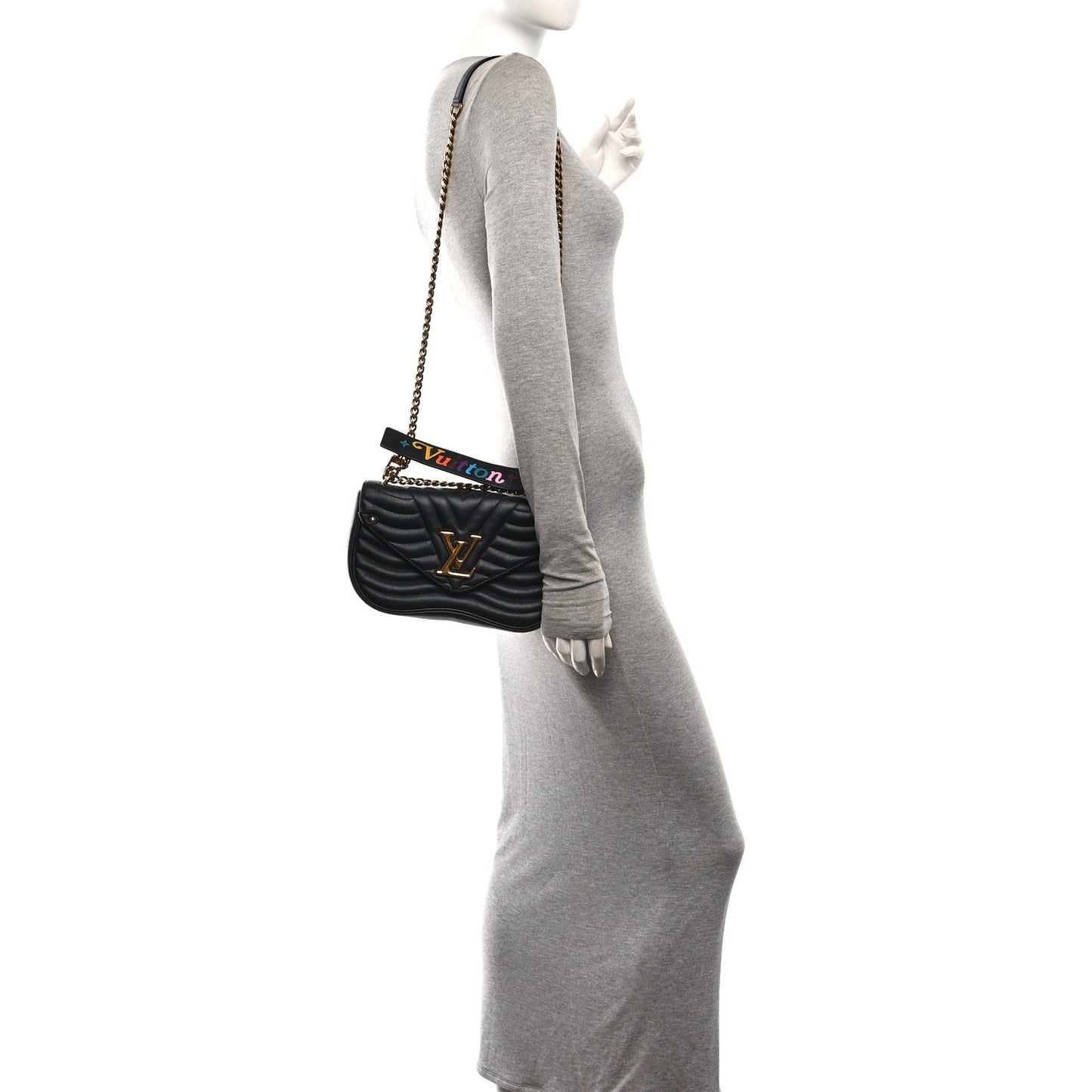 Calfskin New Wave Chain MM Black