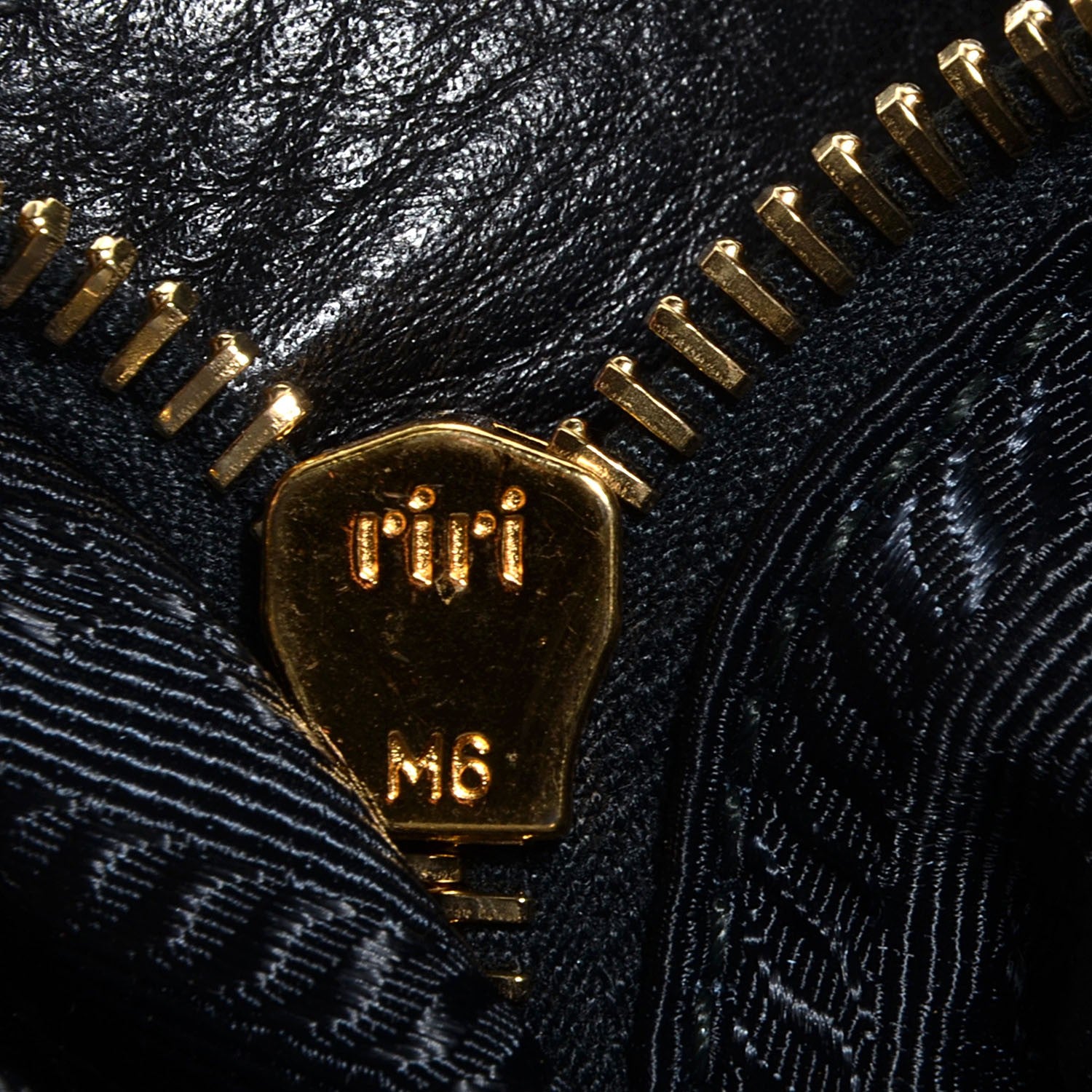 Prada Vitello Daino Tote Nero Black 10 of 12