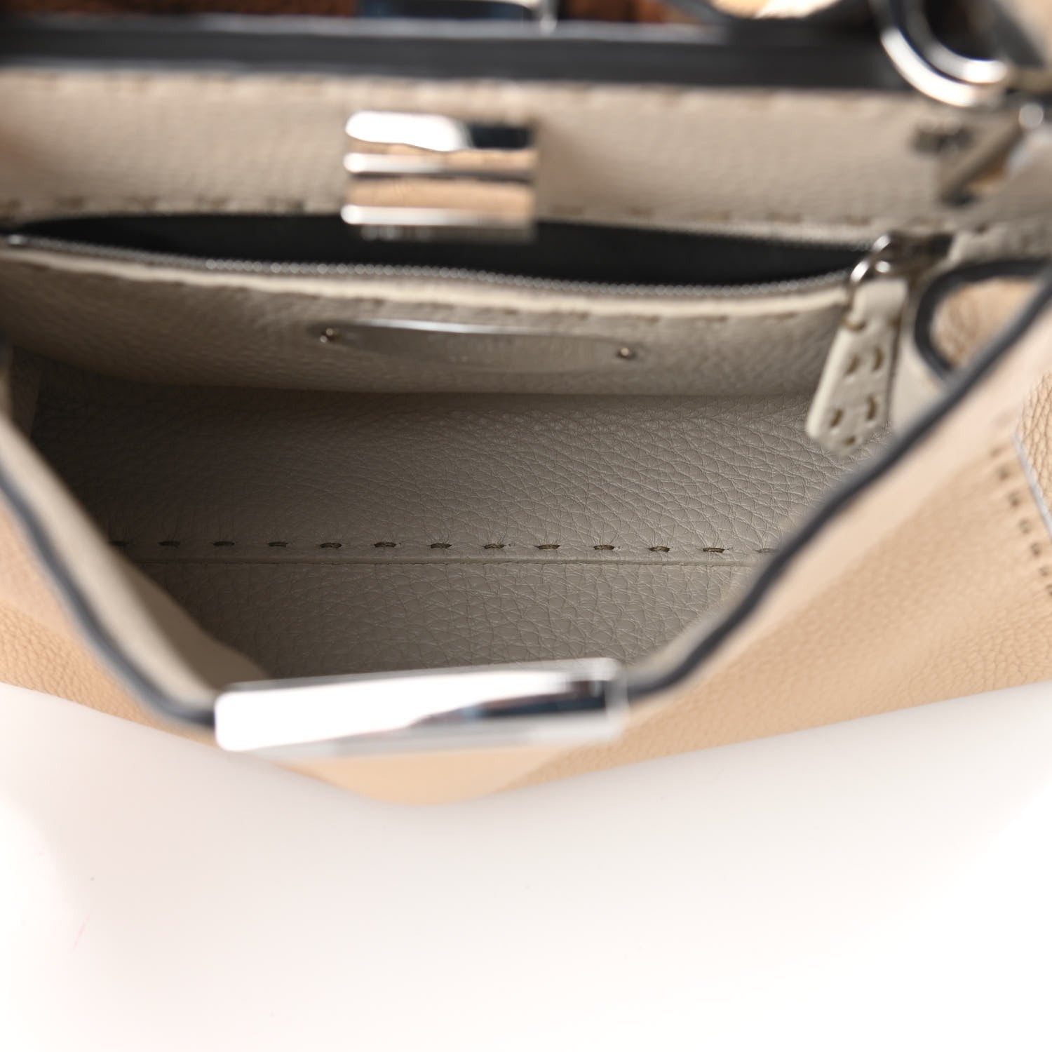 Fendi Cuoio Romano Selleria Medium Peekaboo Iconic Essentially Satchel Paglia Latte Mou 6 of 10