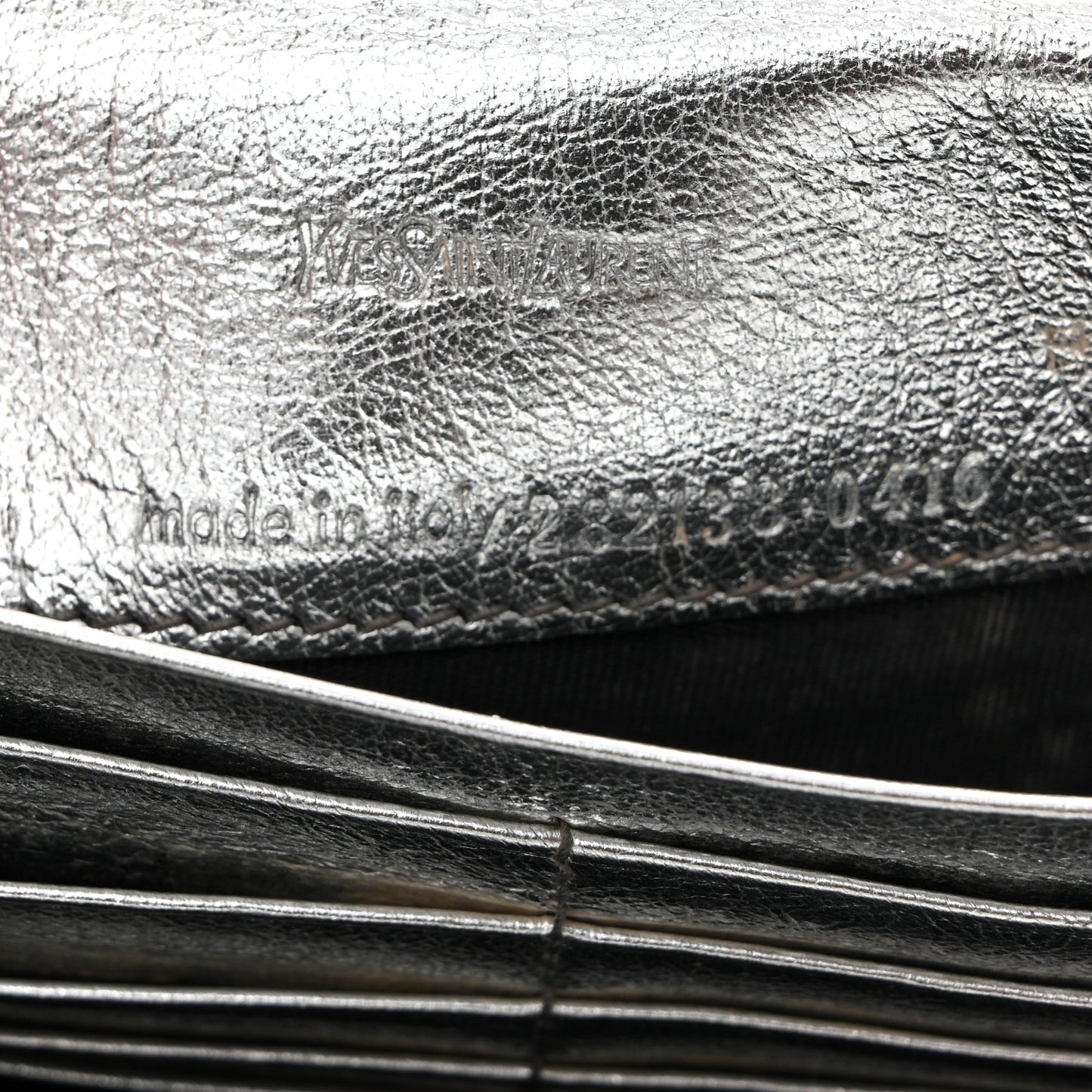 Metallic Crinkled Calfskin Belle de Jour Chain Clutch Silver