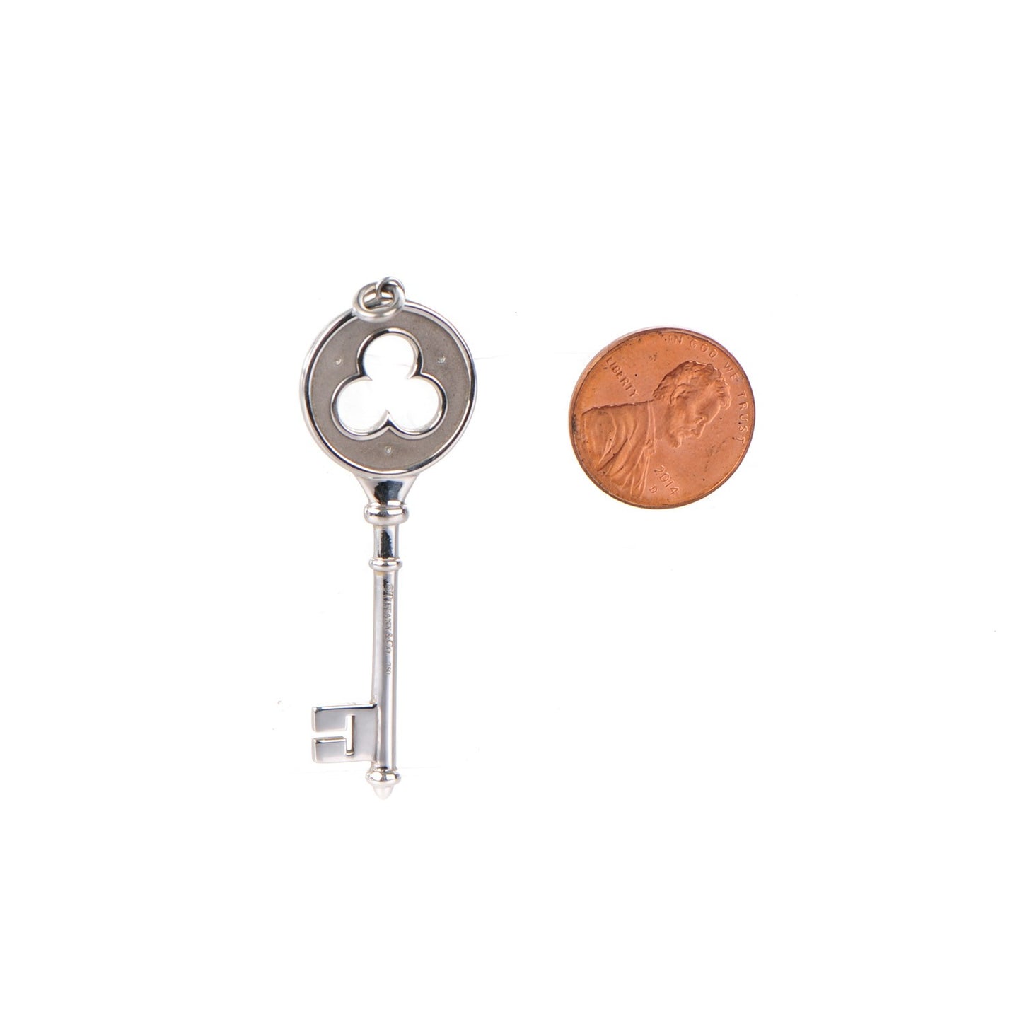 18K White Gold Diamond Clover Key Pendant